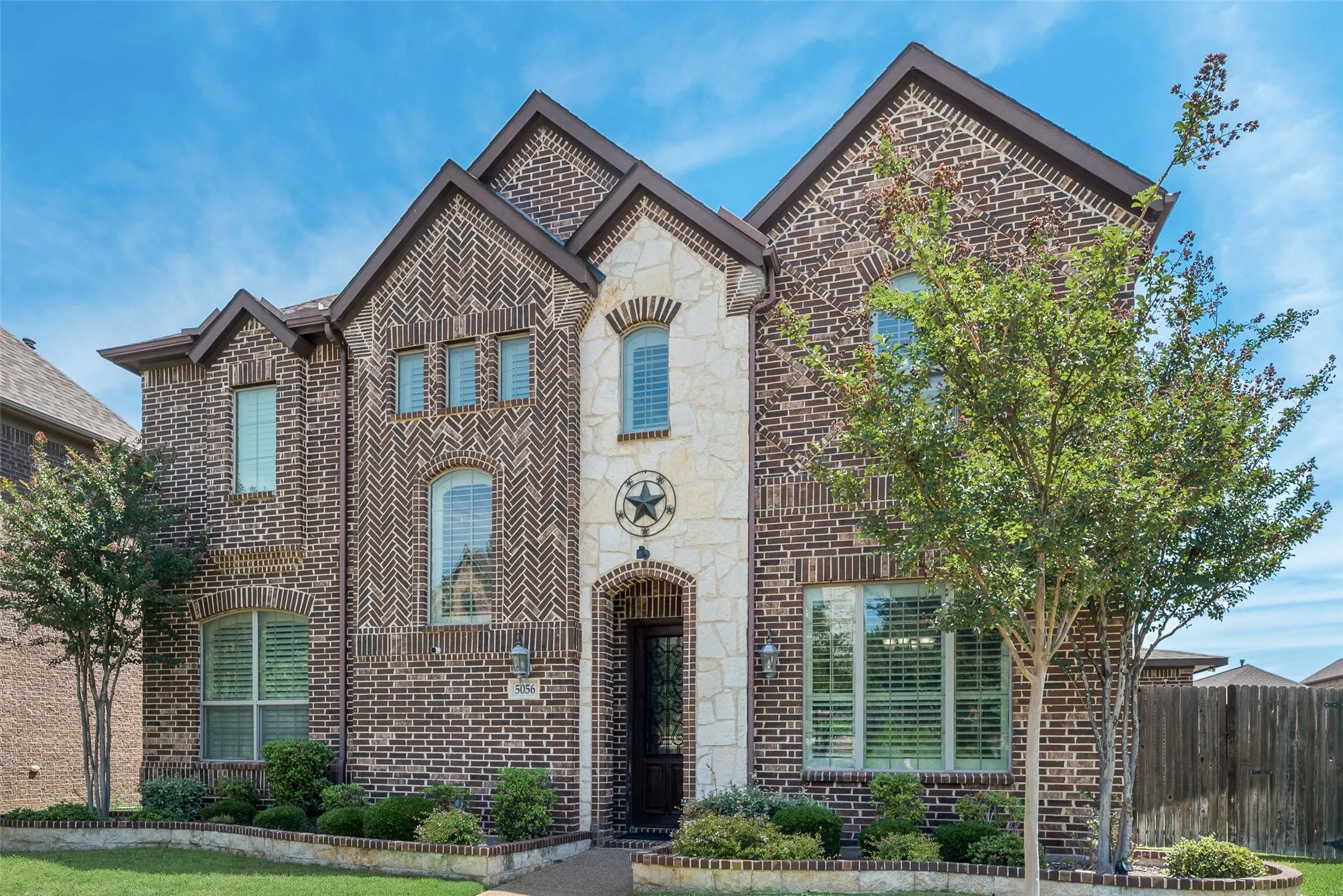 Single Family Residence For Sale in Dallas County , 5056 Empire Way, Irving, Texas 75038, 7 Bedroom, 6 Bathroom, 2 Garage spaces, 4,187 Sqft, built in 2013, mls#21404348, Real Estate Agent in Irving, Homes For Sale in Dallas county, Homes For Sale in Irving, Realtor in Irving Texas, Real Estate Brokerage Independent Realty Texas, Luminita Cordes Realtor