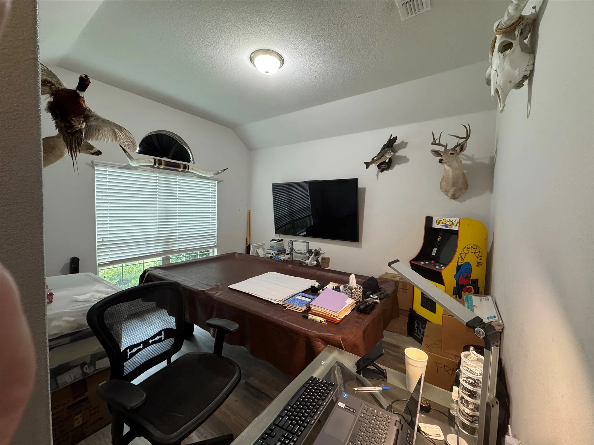 Single Family Residence For Sale in Ellis County , 505 Ashbury Drive, Midlothian, Texas 76065, 3 Bedroom, 2 Bathroom, 2 Garage spaces, 2,131 Sqft, built in 2017, mls#21404524, Real Estate Agent in Midlothian, Homes For Sale in Ellis county, Homes For Sale in Midlothian, Realtor in Midlothian Texas, Real Estate Brokerage Independent Realty Texas, Luminita Cordes Realtor