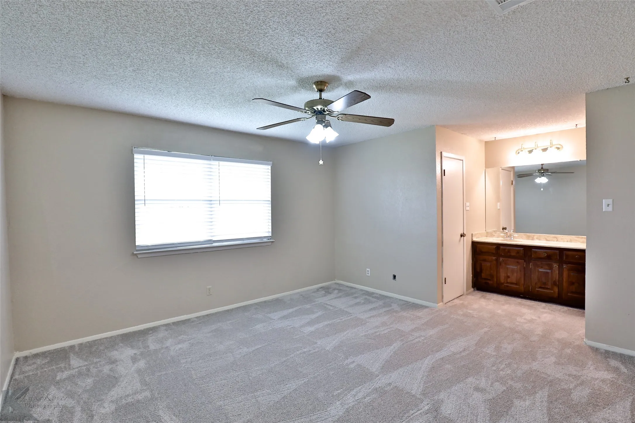 Single Family Residence For Rent in Taylor County , 5242 Fairmont Street, Abilene, Texas 79605, 3 Bedroom, 2 Bathroom, 2 Garage spaces, 1,235 Sqft, built in 1976, mls#21404530, Real Estate Agent in Abilene, Homes For Rent in Taylor county, Homes For Rent in Abilene, Realtor in Abilene Texas, Real Estate Brokerage Independent Realty Texas, Luminita Cordes Realtor