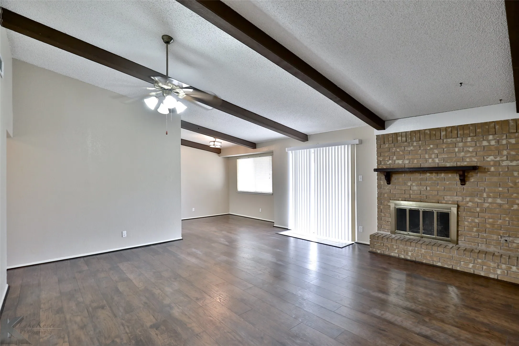 Single Family Residence For Rent in Taylor County , 5242 Fairmont Street, Abilene, Texas 79605, 3 Bedroom, 2 Bathroom, 2 Garage spaces, 1,235 Sqft, built in 1976, mls#21404530, Real Estate Agent in Abilene, Homes For Rent in Taylor county, Homes For Rent in Abilene, Realtor in Abilene Texas, Real Estate Brokerage Independent Realty Texas, Luminita Cordes Realtor