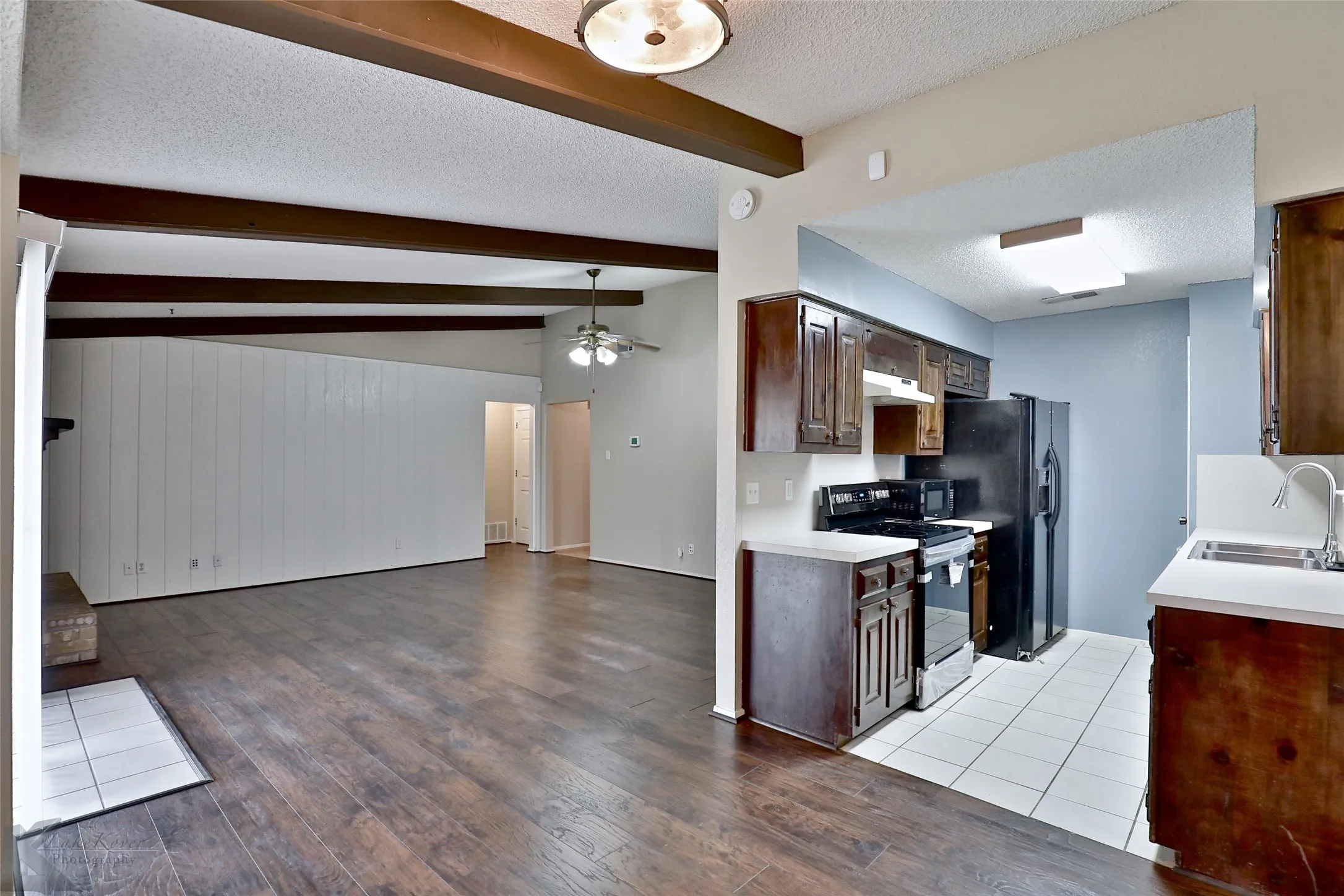 Single Family Residence For Rent in Taylor County , 5242 Fairmont Street, Abilene, Texas 79605, 3 Bedroom, 2 Bathroom, 2 Garage spaces, 1,235 Sqft, built in 1976, mls#21404530, Real Estate Agent in Abilene, Homes For Rent in Taylor county, Homes For Rent in Abilene, Realtor in Abilene Texas, Real Estate Brokerage Independent Realty Texas, Luminita Cordes Realtor