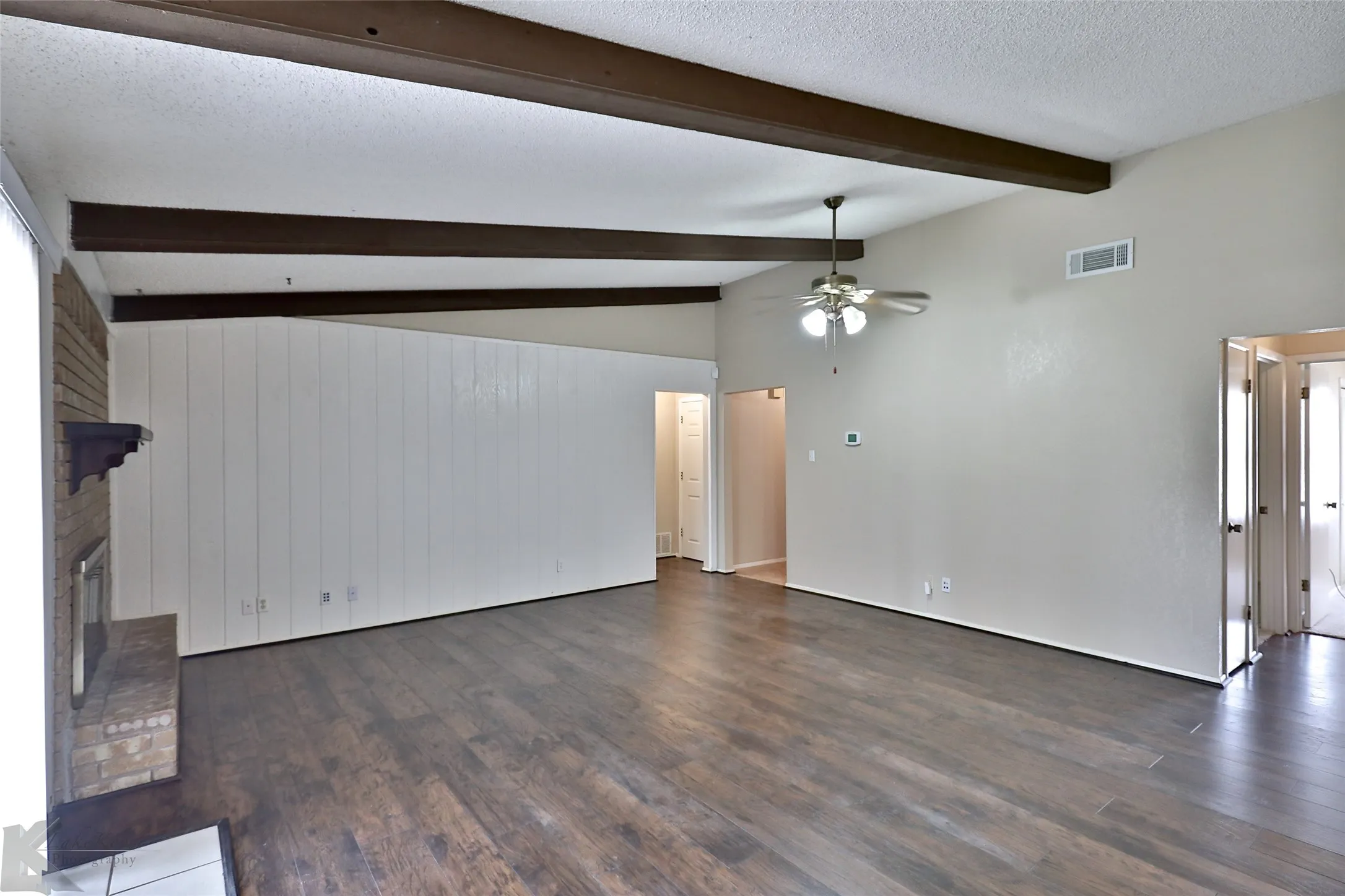 Single Family Residence For Rent in Taylor County , 5242 Fairmont Street, Abilene, Texas 79605, 3 Bedroom, 2 Bathroom, 2 Garage spaces, 1,235 Sqft, built in 1976, mls#21404530, Real Estate Agent in Abilene, Homes For Rent in Taylor county, Homes For Rent in Abilene, Realtor in Abilene Texas, Real Estate Brokerage Independent Realty Texas, Luminita Cordes Realtor
