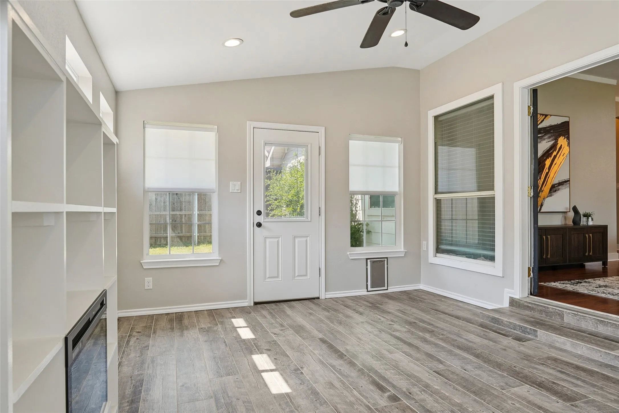 Single Family Residence For Rent in Tarrant County , 13264 Ridgepointe Road, Fort Worth, Texas 76244, 3 Bedroom, 2 Bathroom, 2 Garage spaces, 1,966 Sqft, built in 2002, mls#21404467, Real Estate Agent in Fort Worth, Homes For Rent in Tarrant county, Homes For Rent in Fort Worth, Realtor in Fort Worth Texas, Real Estate Brokerage Independent Realty Texas, Luminita Cordes Realtor