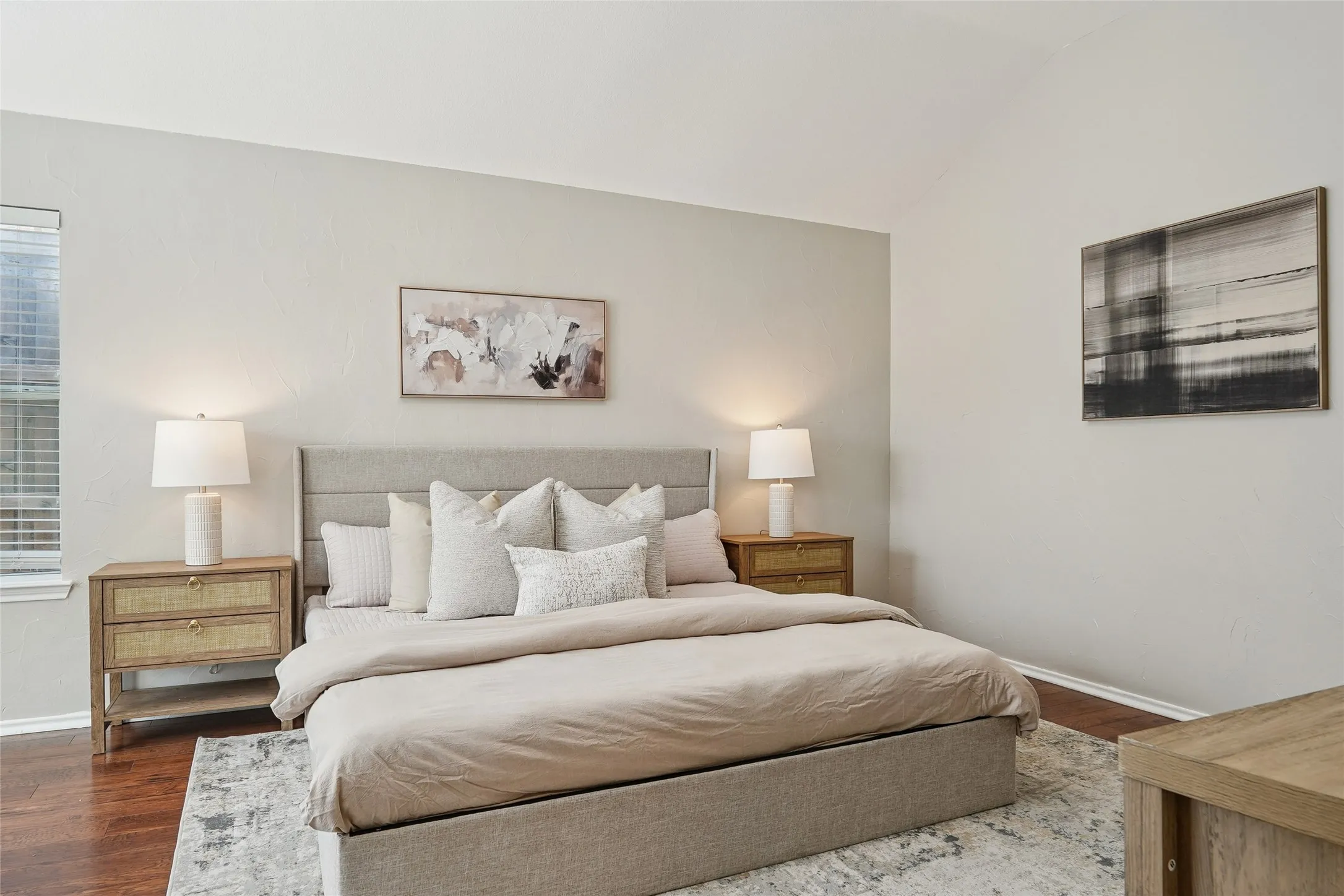 Single Family Residence For Rent in Tarrant County , 13264 Ridgepointe Road, Fort Worth, Texas 76244, 3 Bedroom, 2 Bathroom, 2 Garage spaces, 1,966 Sqft, built in 2002, mls#21404467, Real Estate Agent in Fort Worth, Homes For Rent in Tarrant county, Homes For Rent in Fort Worth, Realtor in Fort Worth Texas, Real Estate Brokerage Independent Realty Texas, Luminita Cordes Realtor