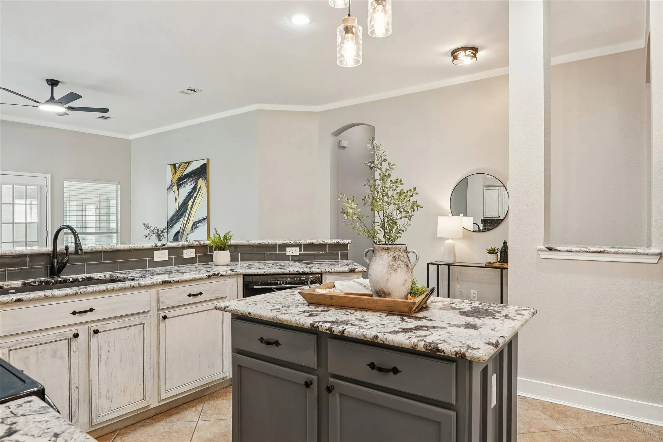 Single Family Residence For Rent in Tarrant County , 13264 Ridgepointe Road, Fort Worth, Texas 76244, 3 Bedroom, 2 Bathroom, 2 Garage spaces, 1,966 Sqft, built in 2002, mls#21404467, Real Estate Agent in Fort Worth, Homes For Rent in Tarrant county, Homes For Rent in Fort Worth, Realtor in Fort Worth Texas, Real Estate Brokerage Independent Realty Texas, Luminita Cordes Realtor
