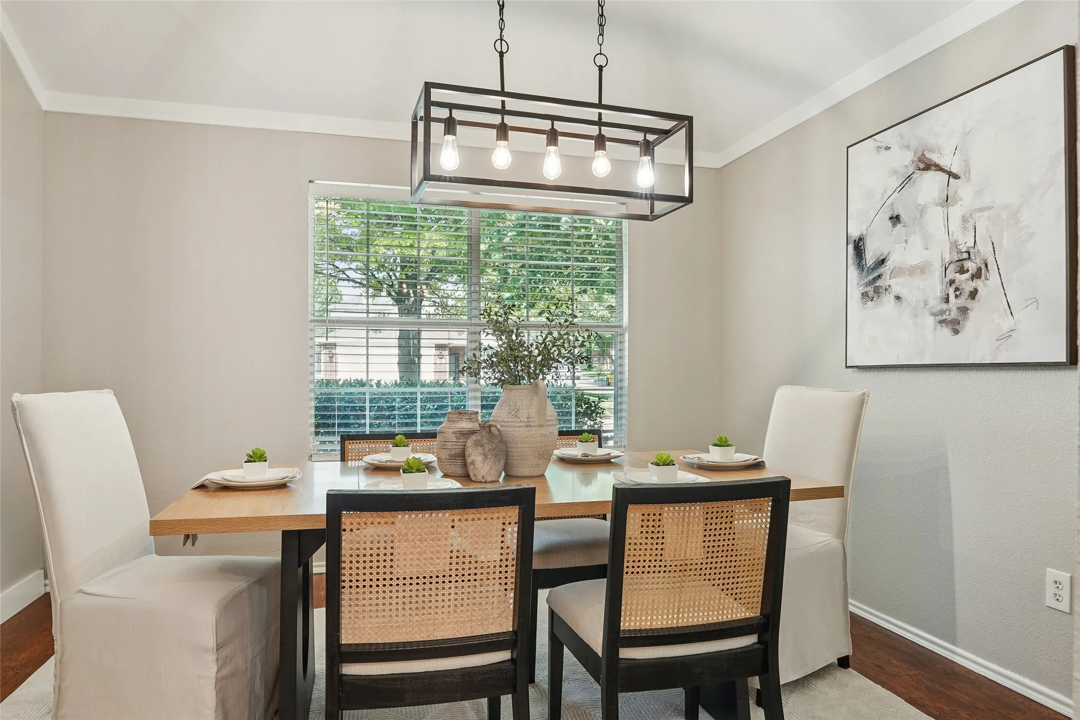 Single Family Residence For Rent in Tarrant County , 13264 Ridgepointe Road, Fort Worth, Texas 76244, 3 Bedroom, 2 Bathroom, 2 Garage spaces, 1,966 Sqft, built in 2002, mls#21404467, Real Estate Agent in Fort Worth, Homes For Rent in Tarrant county, Homes For Rent in Fort Worth, Realtor in Fort Worth Texas, Real Estate Brokerage Independent Realty Texas, Luminita Cordes Realtor
