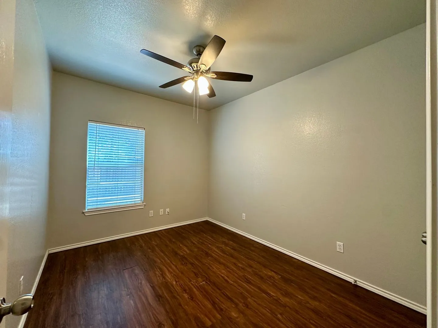 Duplex For Rent in Mc Lennan County , 2018 S 8th Street A, Waco, Texas 76706, 4 Bedroom, 2 Bathroom, Garage spaces, 2,800 Sqft, built in 2005, mls#21404545, Real Estate Agent in Waco, Homes For Rent in Mc Lennan county, Homes For Rent in Waco, Realtor in Waco Texas, Real Estate Brokerage Independent Realty Texas, Luminita Cordes Realtor