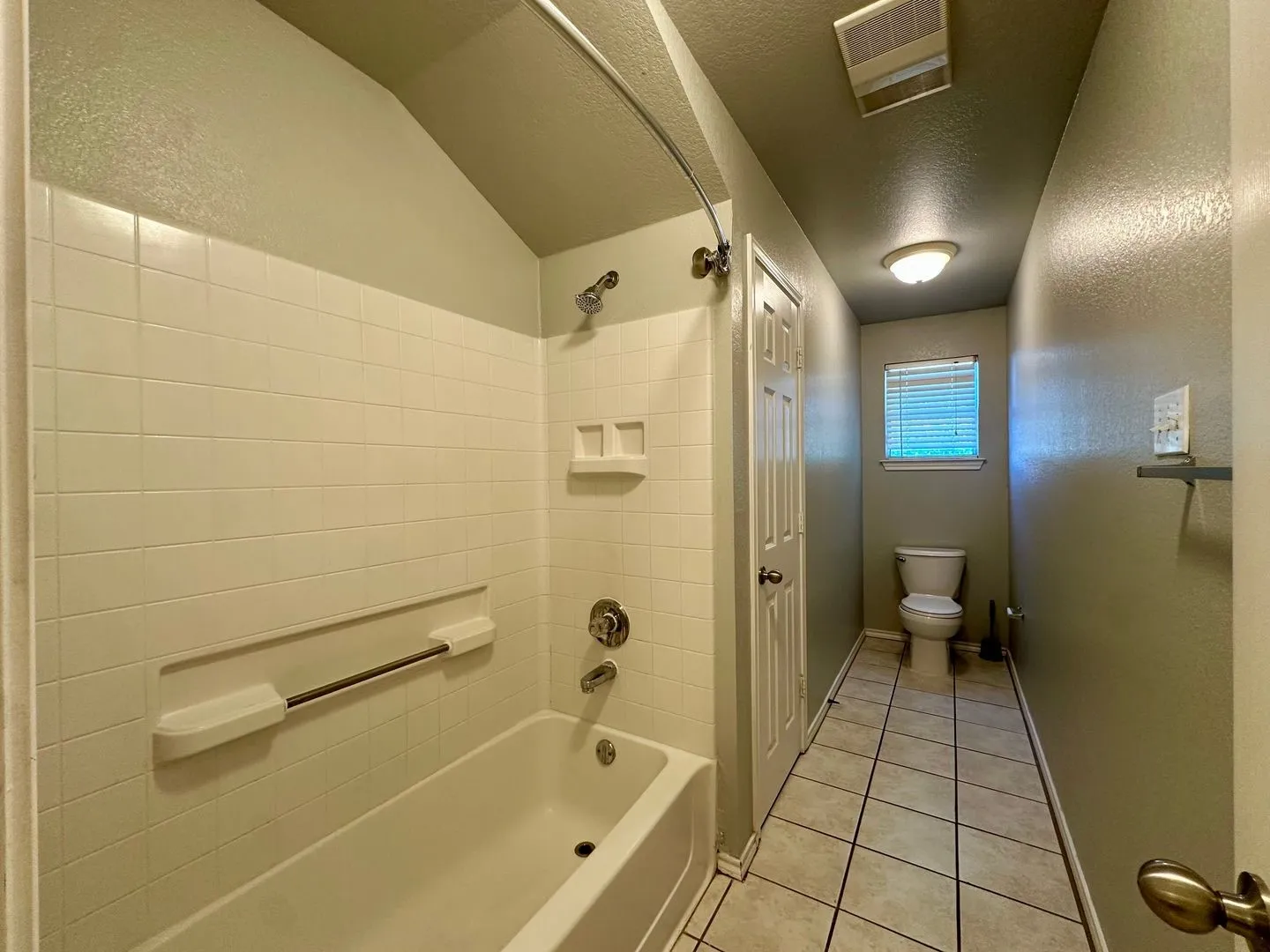 Duplex For Rent in Mc Lennan County , 2018 S 8th Street A, Waco, Texas 76706, 4 Bedroom, 2 Bathroom, Garage spaces, 2,800 Sqft, built in 2005, mls#21404545, Real Estate Agent in Waco, Homes For Rent in Mc Lennan county, Homes For Rent in Waco, Realtor in Waco Texas, Real Estate Brokerage Independent Realty Texas, Luminita Cordes Realtor