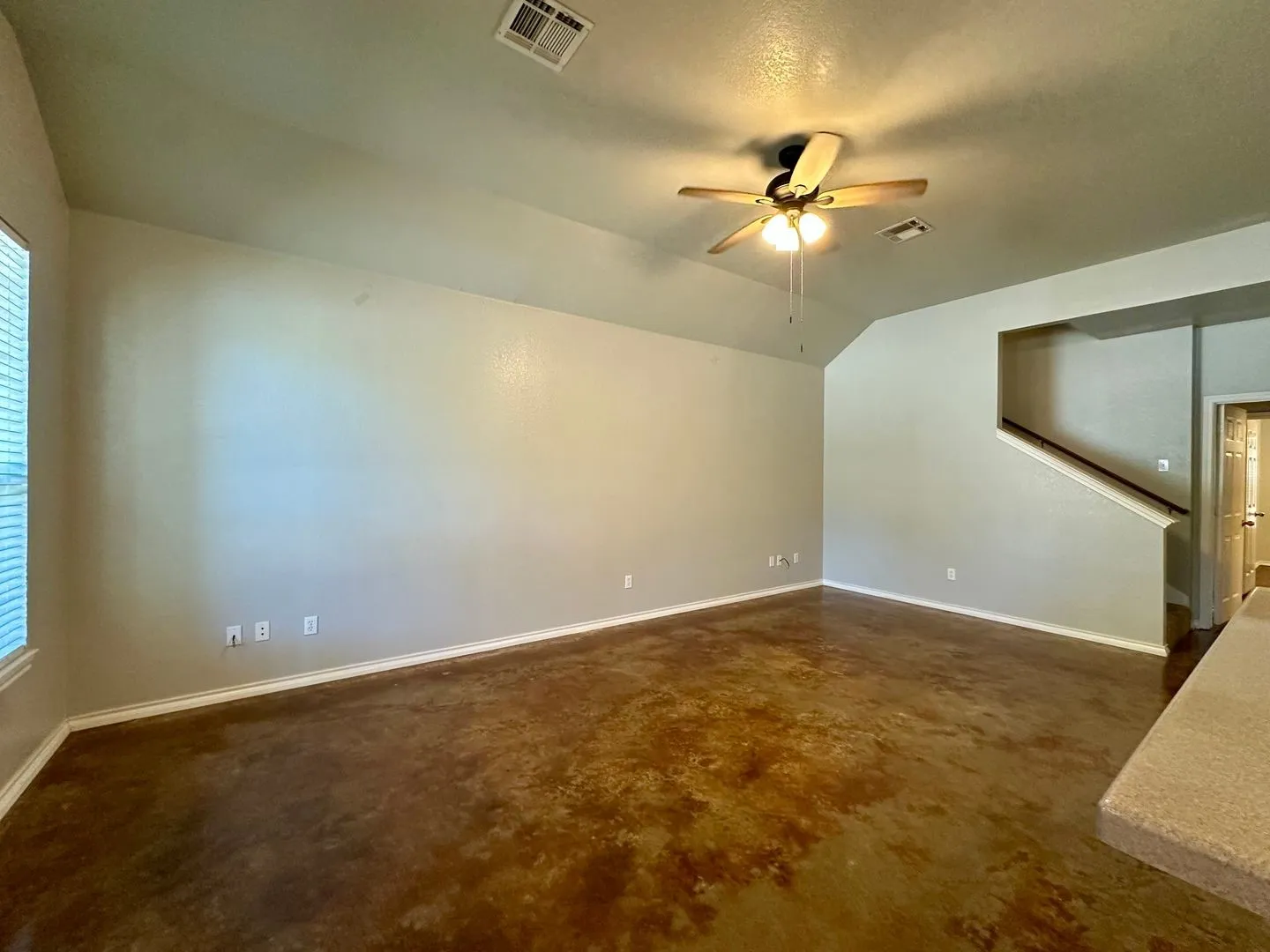 Duplex For Rent in Mc Lennan County , 2018 S 8th Street A, Waco, Texas 76706, 4 Bedroom, 2 Bathroom, Garage spaces, 2,800 Sqft, built in 2005, mls#21404545, Real Estate Agent in Waco, Homes For Rent in Mc Lennan county, Homes For Rent in Waco, Realtor in Waco Texas, Real Estate Brokerage Independent Realty Texas, Luminita Cordes Realtor
