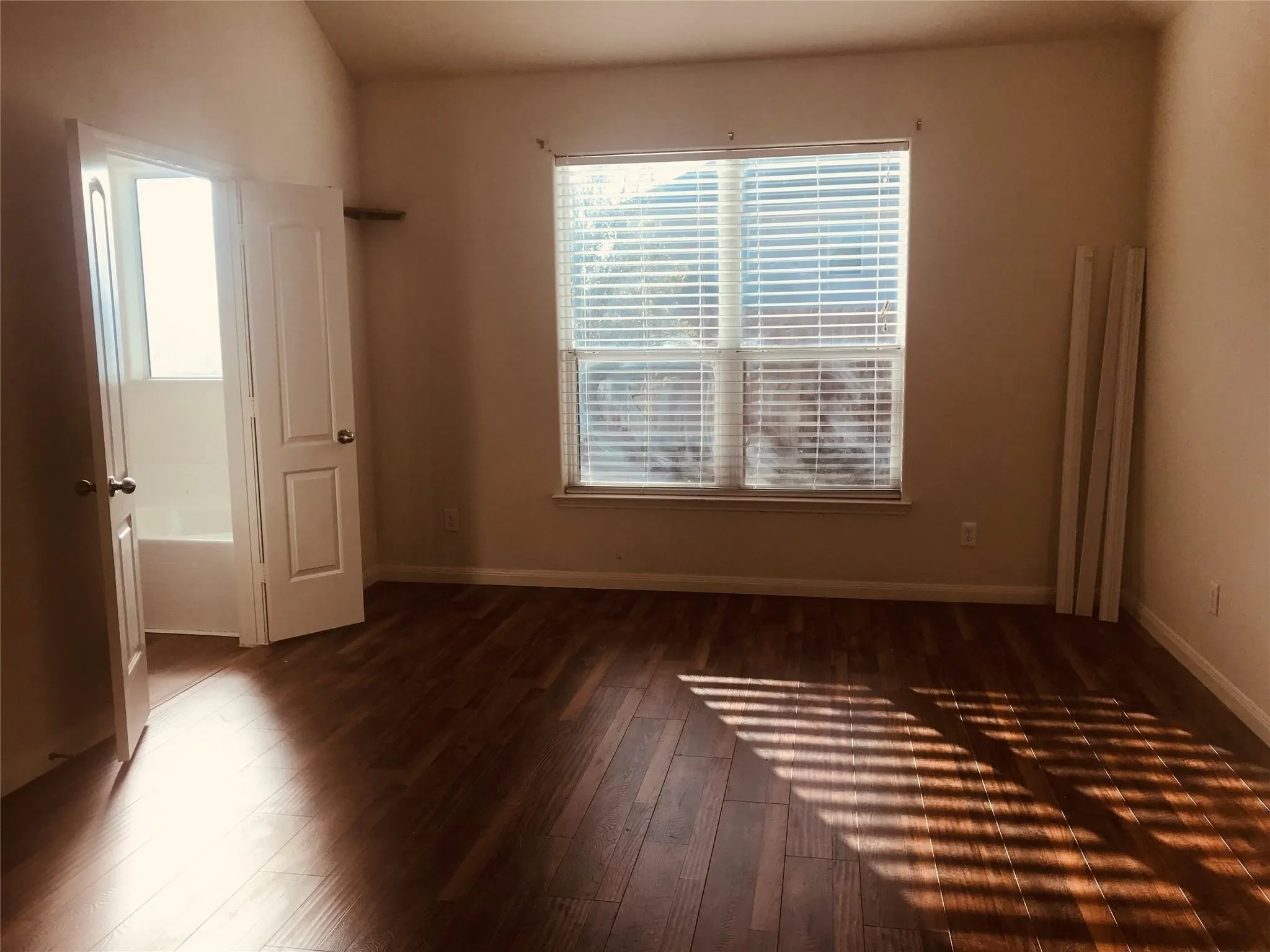 Single Family Residence For Rent in Collin County , 1800 Sweet Gum Drive, Anna, Texas 75409, 4 Bedroom, 3 Bathroom, 2 Garage spaces, 2,813 Sqft, built in 2014, mls#21404551, Real Estate Agent in Anna, Homes For Rent in Collin county, Homes For Rent in Anna, Realtor in Anna Texas, Real Estate Brokerage Independent Realty Texas, Luminita Cordes Realtor