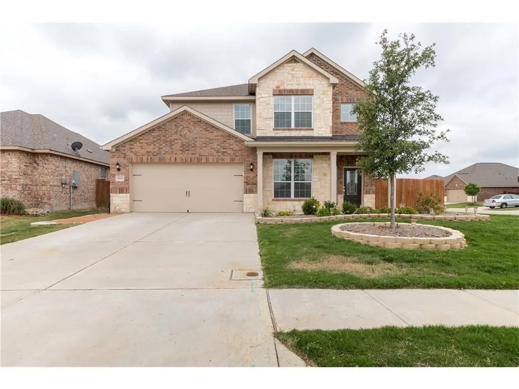 Single Family Residence For Rent in Collin County , 1800 Sweet Gum Drive, Anna, Texas 75409, 4 Bedroom, 3 Bathroom, 2 Garage spaces, 2,813 Sqft, built in 2014, mls#21404551, Real Estate Agent in Anna, Homes For Rent in Collin county, Homes For Rent in Anna, Realtor in Anna Texas, Real Estate Brokerage Independent Realty Texas, Luminita Cordes Realtor