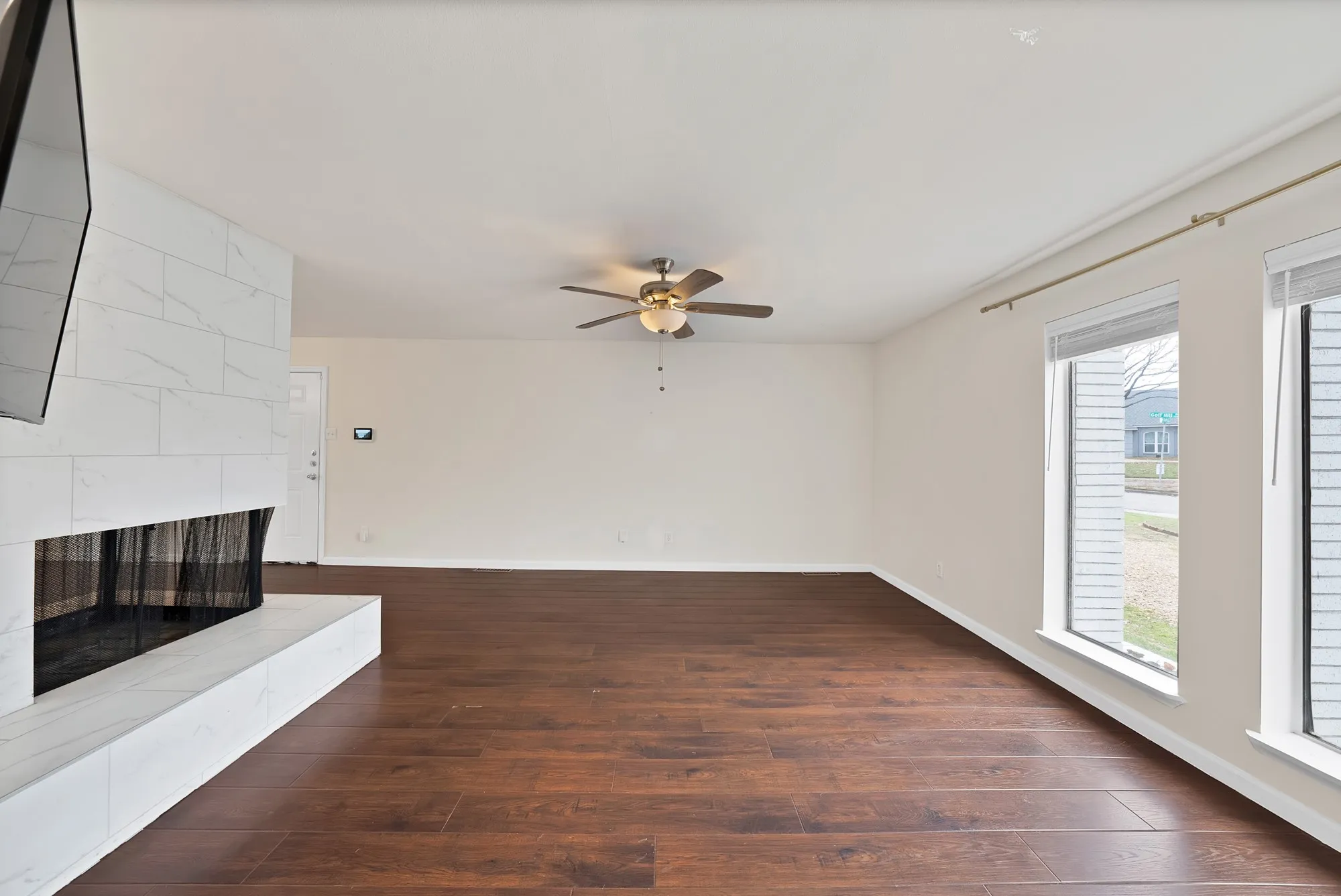 Single Family Residence For Sale in Dallas County , 1205 Golden Trophy Drive, Dallas, Texas 75232, 3 Bedroom, 2 Bathroom, 2 Garage spaces, 1,514 Sqft, built in 1965, mls#21404549, Real Estate Agent in Dallas, Homes For Sale in Dallas county, Homes For Sale in Dallas, Realtor in Dallas Texas, Real Estate Brokerage Independent Realty Texas, Luminita Cordes Realtor