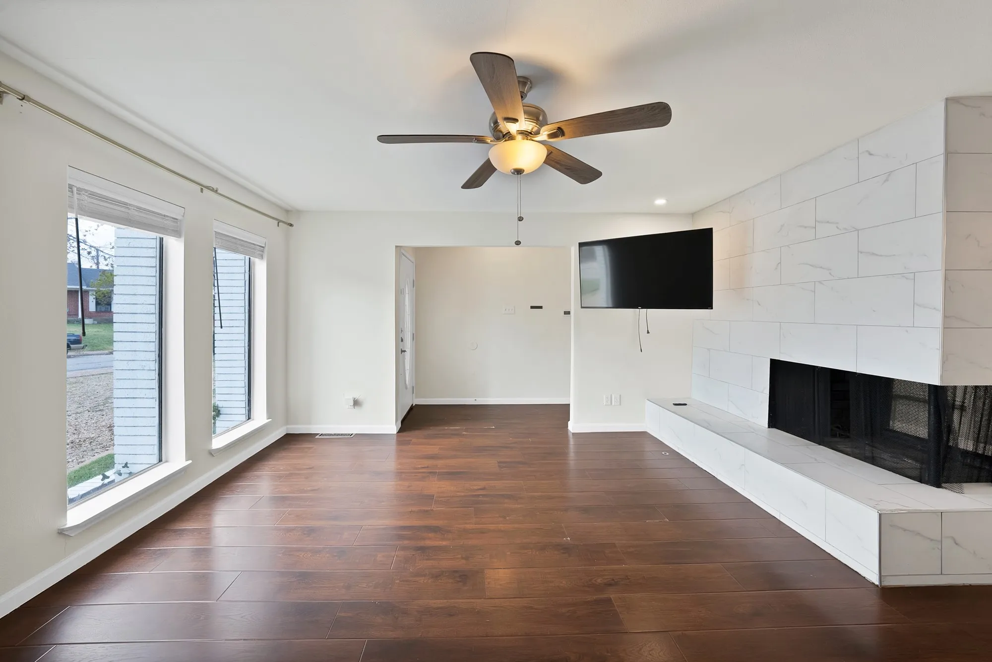 Single Family Residence For Sale in Dallas County , 1205 Golden Trophy Drive, Dallas, Texas 75232, 3 Bedroom, 2 Bathroom, 2 Garage spaces, 1,514 Sqft, built in 1965, mls#21404549, Real Estate Agent in Dallas, Homes For Sale in Dallas county, Homes For Sale in Dallas, Realtor in Dallas Texas, Real Estate Brokerage Independent Realty Texas, Luminita Cordes Realtor