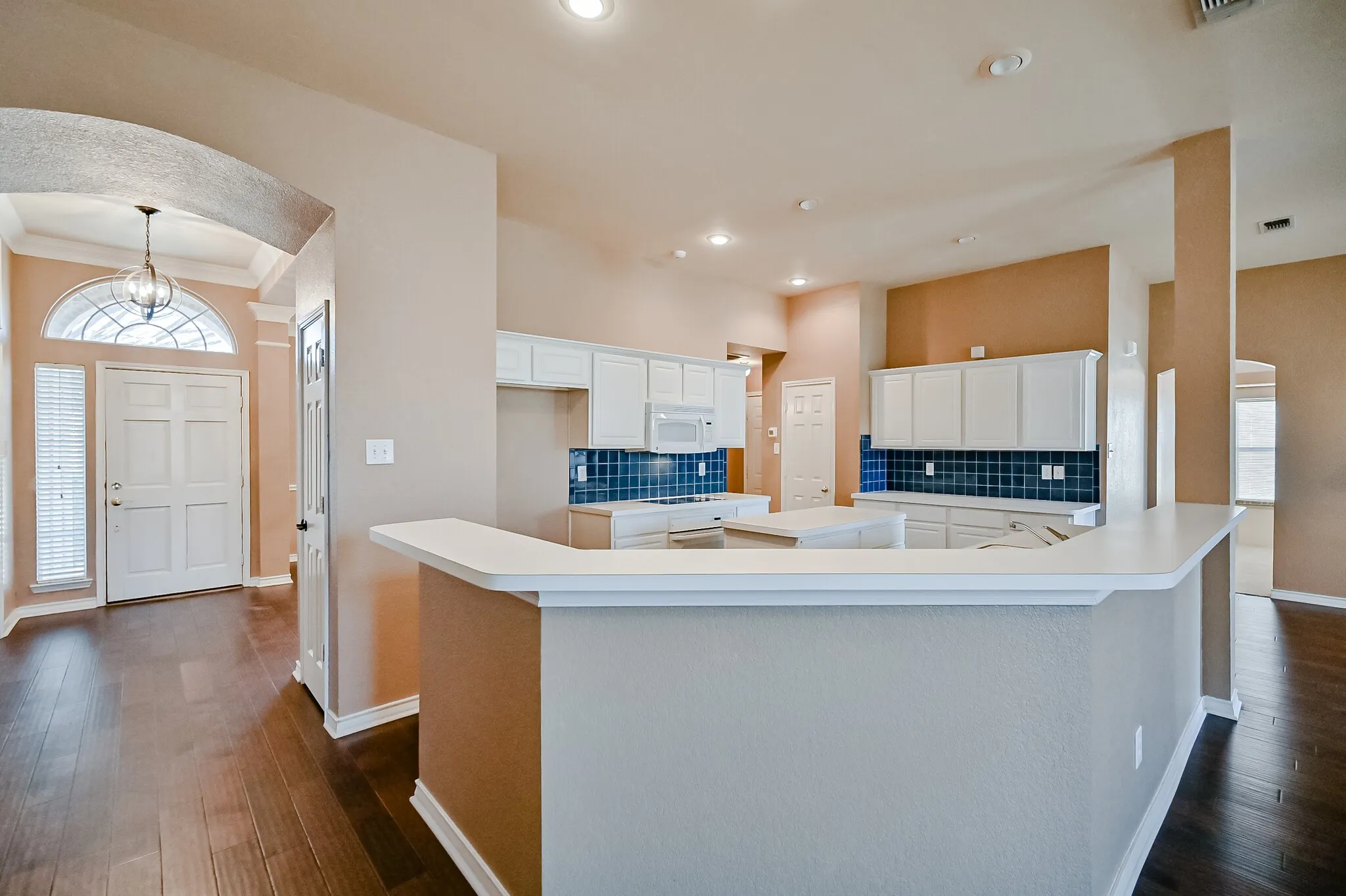 Single Family Residence For Rent in Tarrant County , 2017 Perry Drive, Mansfield, Texas 76063, 4 Bedroom, 2 Bathroom, 2 Garage spaces, 2,119 Sqft, built in 1995, mls#21404552, Real Estate Agent in Mansfield, Homes For Rent in Tarrant county, Homes For Rent in Mansfield, Realtor in Mansfield Texas, Real Estate Brokerage Independent Realty Texas, Luminita Cordes Realtor