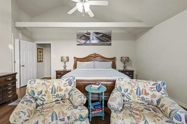 Single Family Residence For Sale in Llano County , 1932 Granite Cove Road, Kingsland, Texas 78639, 3 Bedroom, 3 Bathroom, Garage spaces, 1,812 Sqft, built in 2004, mls#21404521, Real Estate Agent in Kingsland, Homes For Sale in Llano county, Homes For Sale in Kingsland, Realtor in Kingsland Texas, Real Estate Brokerage Independent Realty Texas, Luminita Cordes Realtor