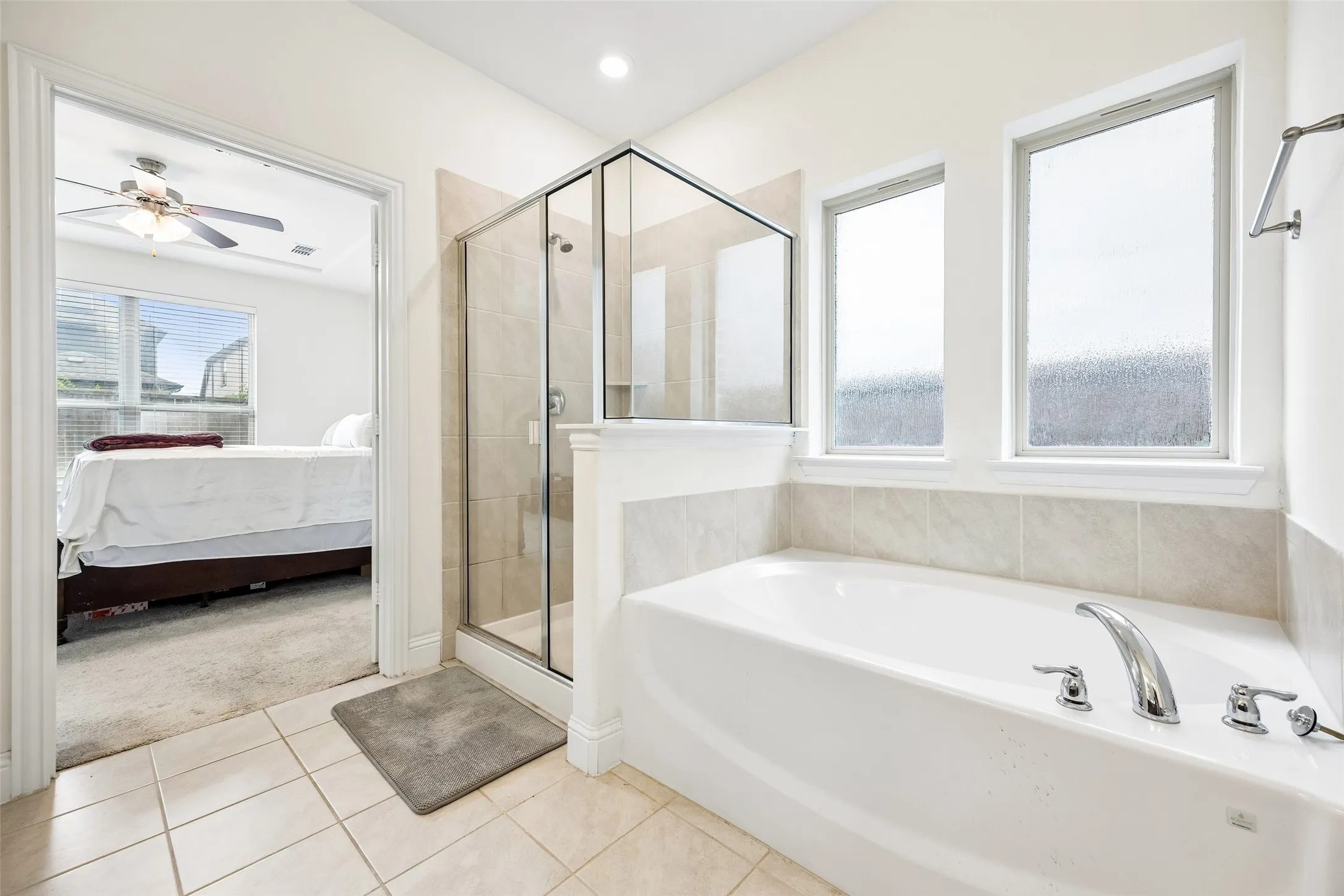 Single Family Residence For Sale in Tarrant County , 11732 Wulstone Road, Fort Worth, Texas 76052, 4 Bedroom, 3 Bathroom, 2 Garage spaces, 2,611 Sqft, built in 2020, mls#21404213, Real Estate Agent in Fort Worth, Homes For Sale in Tarrant county, Homes For Sale in Fort Worth, Realtor in Fort Worth Texas, Real Estate Brokerage Independent Realty Texas, Luminita Cordes Realtor