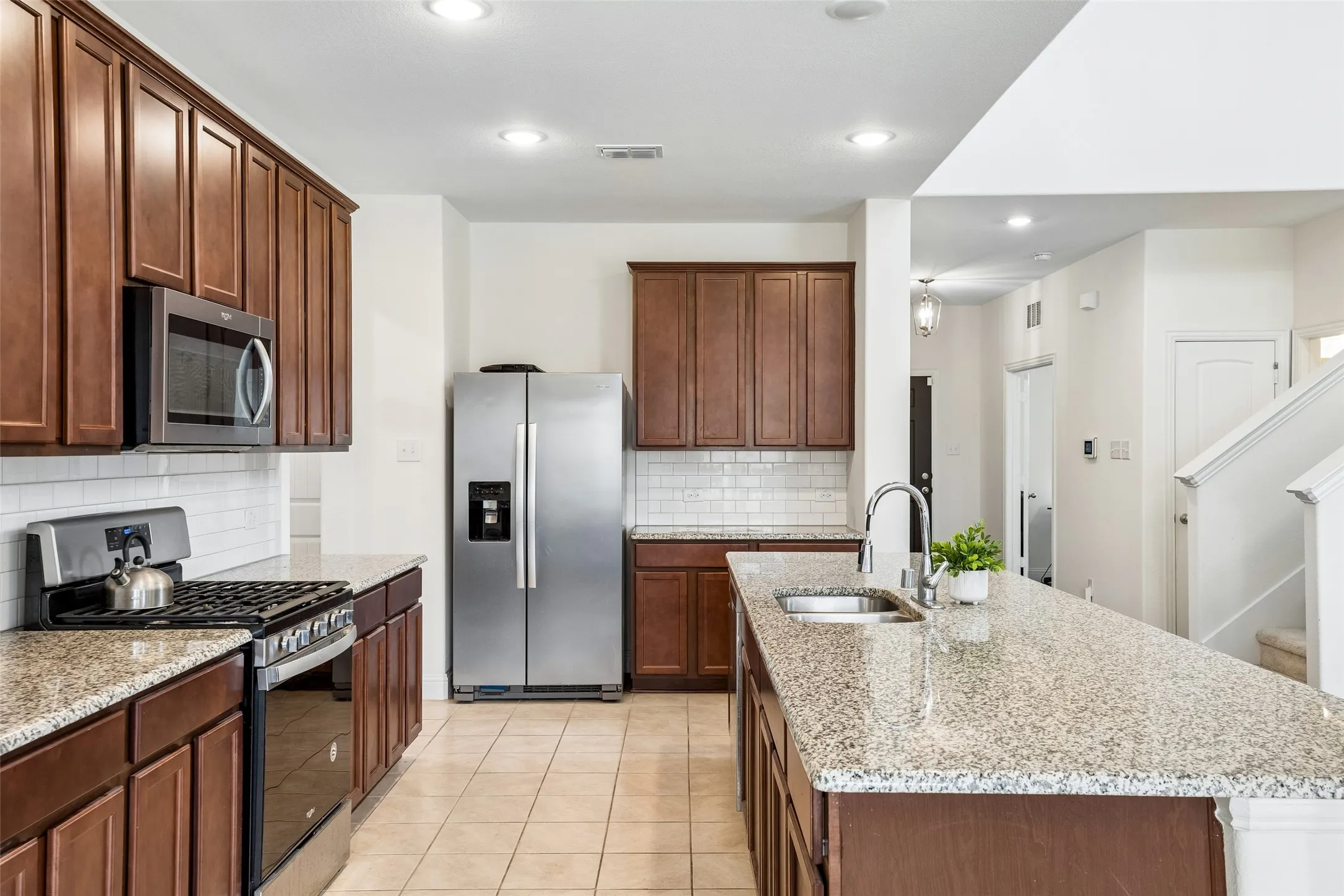 Single Family Residence For Sale in Tarrant County , 11732 Wulstone Road, Fort Worth, Texas 76052, 4 Bedroom, 3 Bathroom, 2 Garage spaces, 2,611 Sqft, built in 2020, mls#21404213, Real Estate Agent in Fort Worth, Homes For Sale in Tarrant county, Homes For Sale in Fort Worth, Realtor in Fort Worth Texas, Real Estate Brokerage Independent Realty Texas, Luminita Cordes Realtor