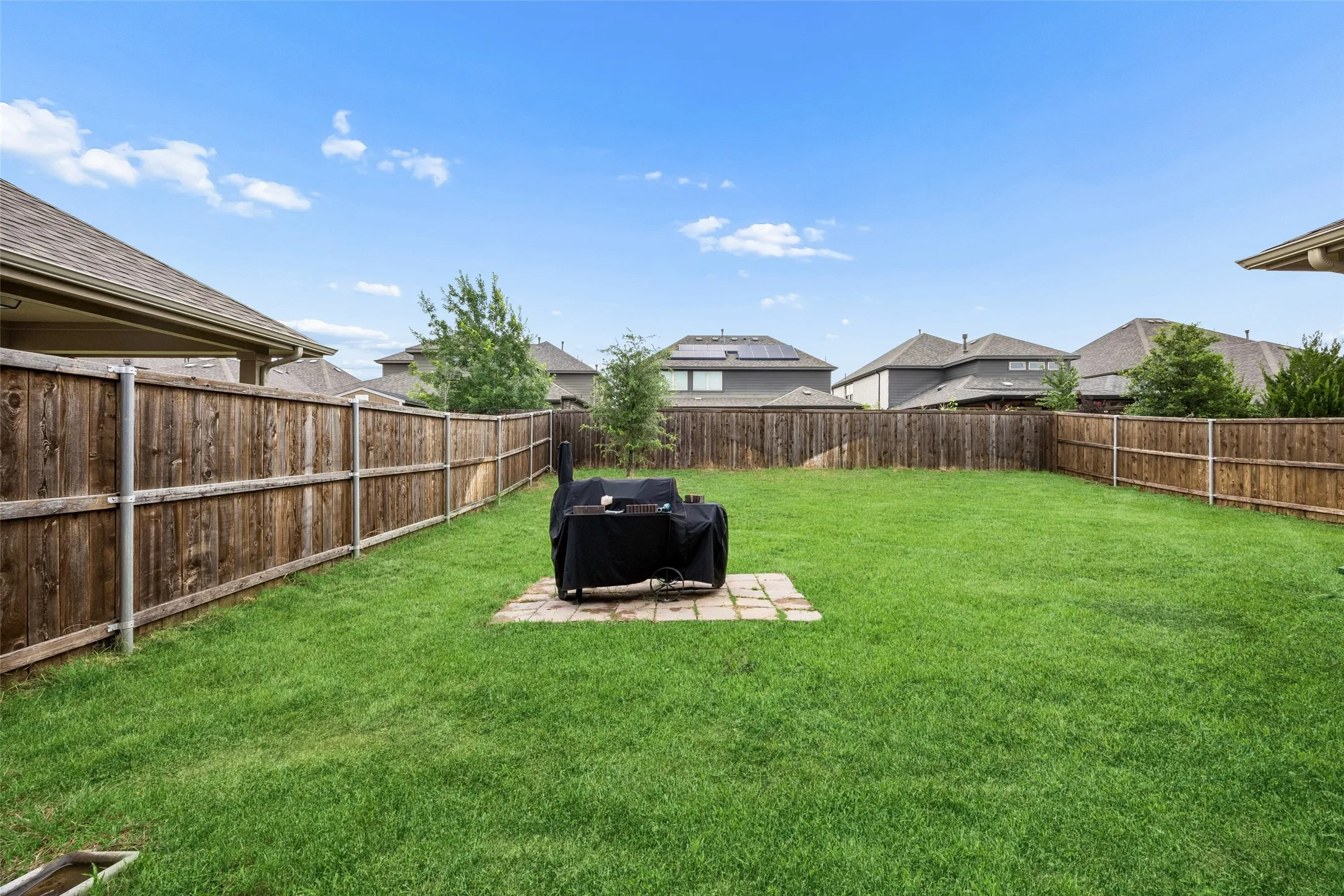 Single Family Residence For Sale in Tarrant County , 11732 Wulstone Road, Fort Worth, Texas 76052, 4 Bedroom, 3 Bathroom, 2 Garage spaces, 2,611 Sqft, built in 2020, mls#21404213, Real Estate Agent in Fort Worth, Homes For Sale in Tarrant county, Homes For Sale in Fort Worth, Realtor in Fort Worth Texas, Real Estate Brokerage Independent Realty Texas, Luminita Cordes Realtor