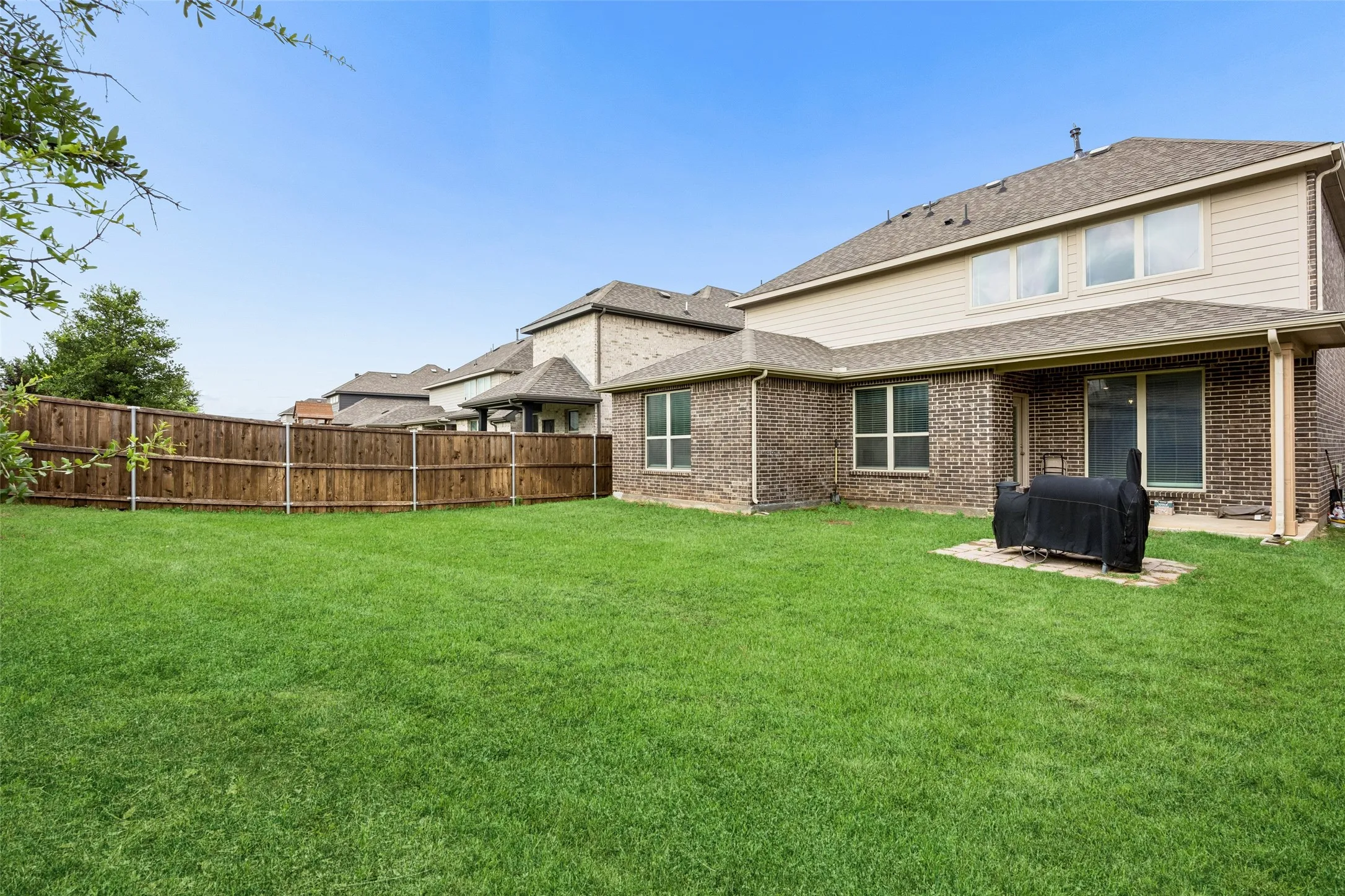 Single Family Residence For Sale in Tarrant County , 11732 Wulstone Road, Fort Worth, Texas 76052, 4 Bedroom, 3 Bathroom, 2 Garage spaces, 2,611 Sqft, built in 2020, mls#21404213, Real Estate Agent in Fort Worth, Homes For Sale in Tarrant county, Homes For Sale in Fort Worth, Realtor in Fort Worth Texas, Real Estate Brokerage Independent Realty Texas, Luminita Cordes Realtor