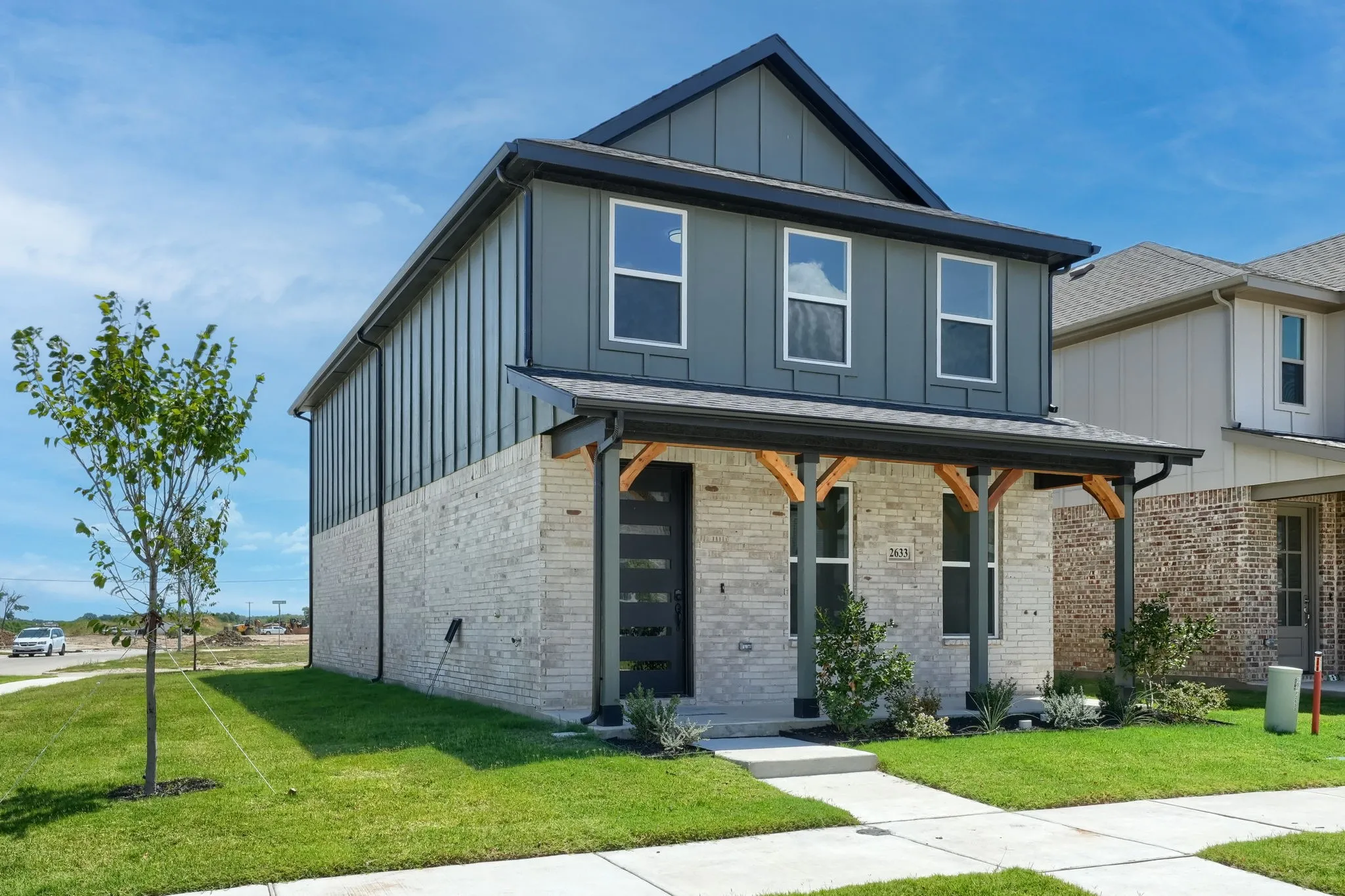 Single Family Residence For Rent in Tarrant County , 2633 Tanager Street, Fort Worth, Texas 76118, 3 Bedroom, 3 Bathroom, 2 Garage spaces, 1,660 Sqft, built in 2024, mls#21404397, Real Estate Agent in Fort Worth, Homes For Rent in Tarrant county, Homes For Rent in Fort Worth, Realtor in Fort Worth Texas, Real Estate Brokerage Independent Realty Texas, Luminita Cordes Realtor