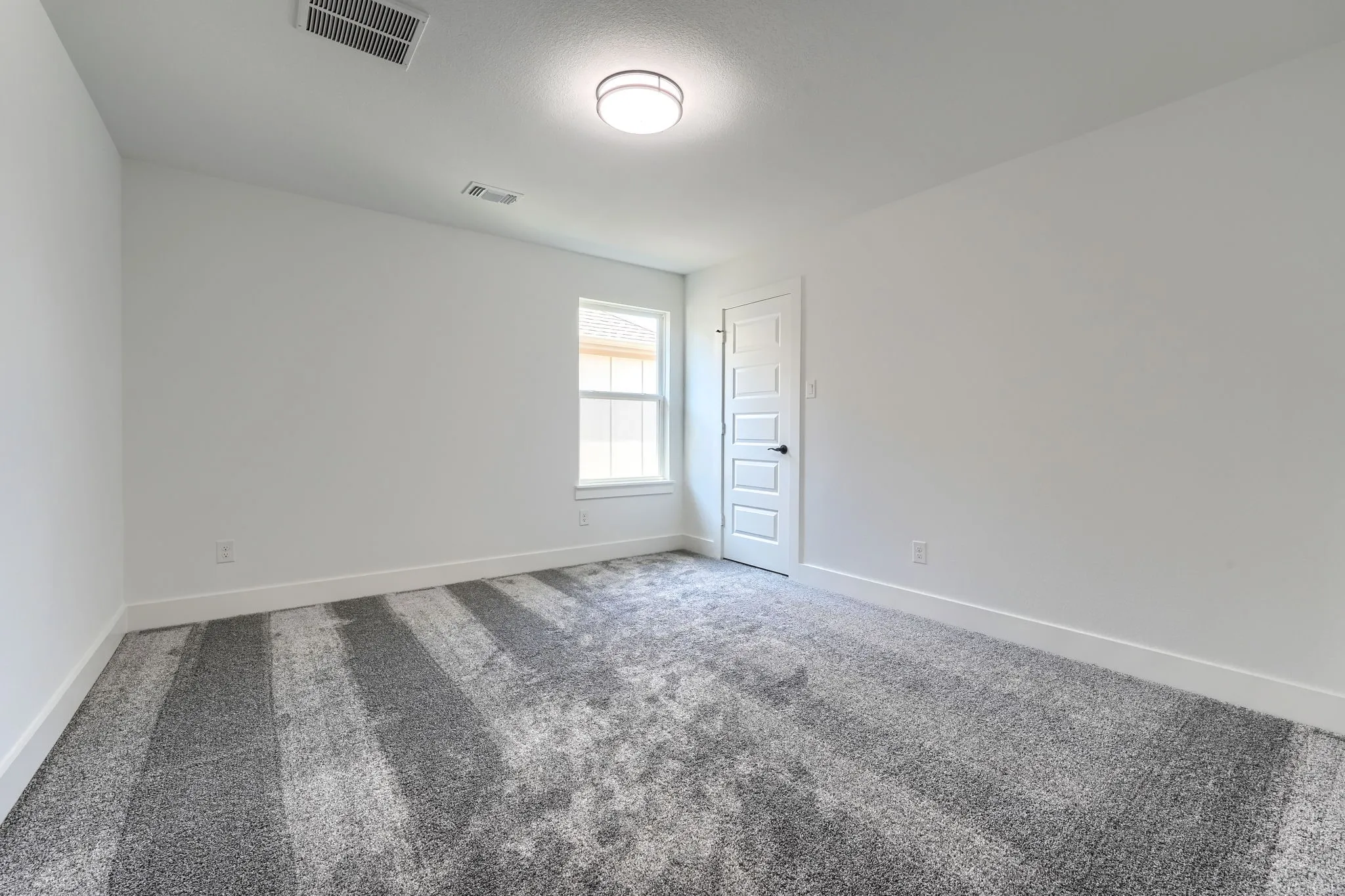 Single Family Residence For Rent in Tarrant County , 2633 Tanager Street, Fort Worth, Texas 76118, 3 Bedroom, 3 Bathroom, 2 Garage spaces, 1,660 Sqft, built in 2024, mls#21404397, Real Estate Agent in Fort Worth, Homes For Rent in Tarrant county, Homes For Rent in Fort Worth, Realtor in Fort Worth Texas, Real Estate Brokerage Independent Realty Texas, Luminita Cordes Realtor