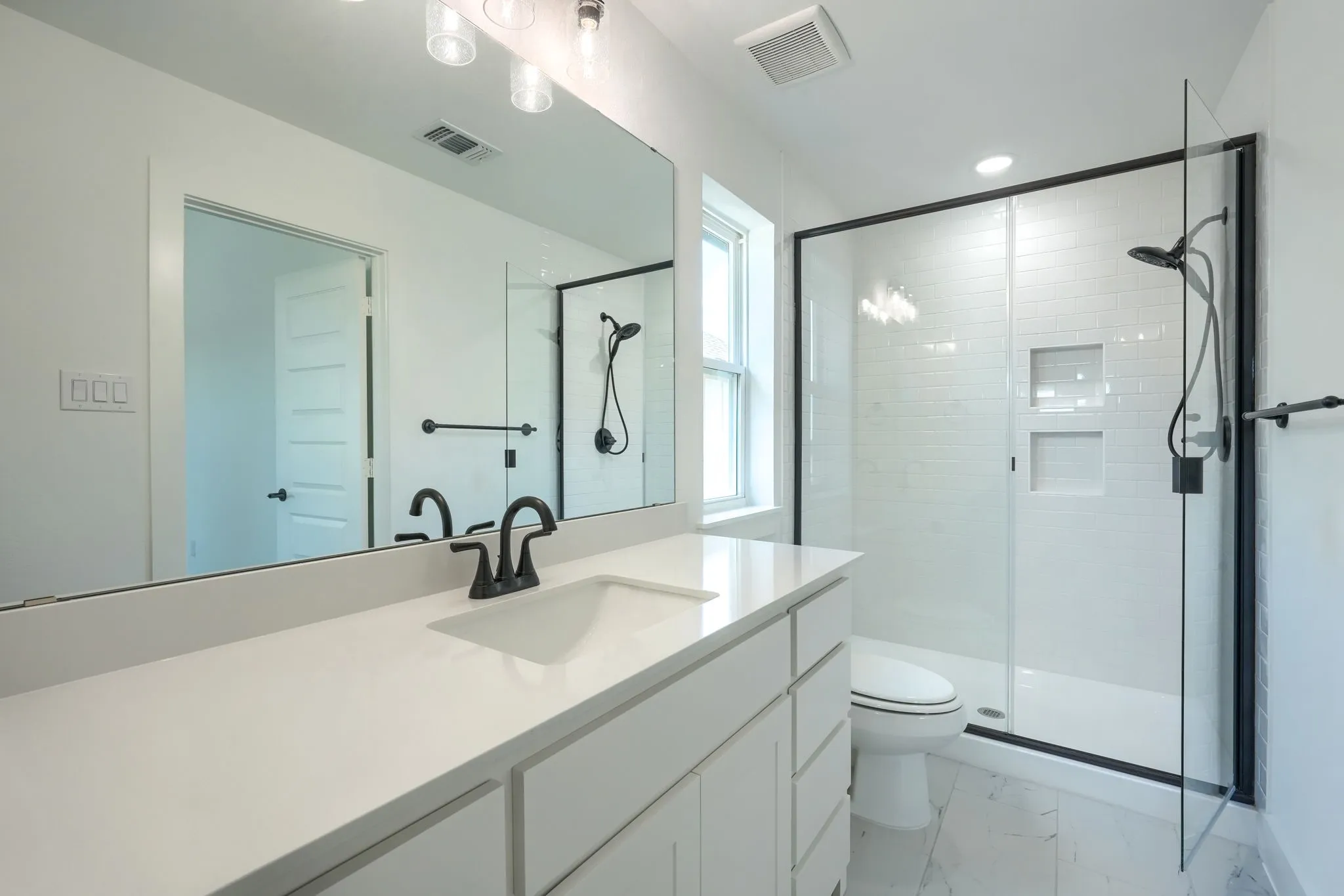 Single Family Residence For Rent in Tarrant County , 2633 Tanager Street, Fort Worth, Texas 76118, 3 Bedroom, 3 Bathroom, 2 Garage spaces, 1,660 Sqft, built in 2024, mls#21404397, Real Estate Agent in Fort Worth, Homes For Rent in Tarrant county, Homes For Rent in Fort Worth, Realtor in Fort Worth Texas, Real Estate Brokerage Independent Realty Texas, Luminita Cordes Realtor