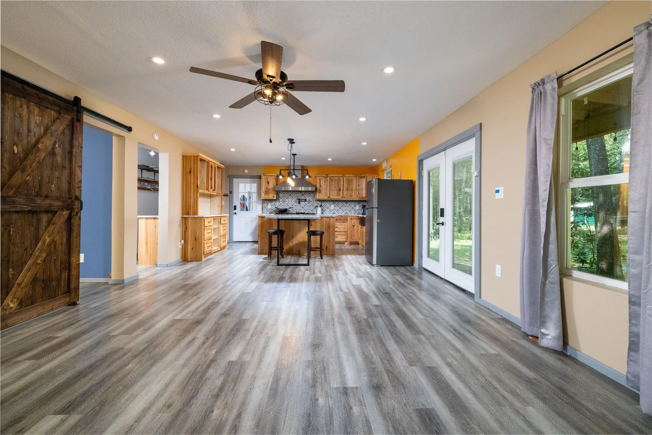 Single Family Residence For Sale in Anderson County , 14313 FM 645, Palestine, Texas 75803, 4 Bedroom, 4 Bathroom, 1 Garage spaces, 2,764 Sqft, built in 2022, mls#21404580, Real Estate Agent in Palestine, Homes For Sale in Anderson county, Homes For Sale in Palestine, Realtor in Palestine Texas, Real Estate Brokerage Independent Realty Texas, Luminita Cordes Realtor