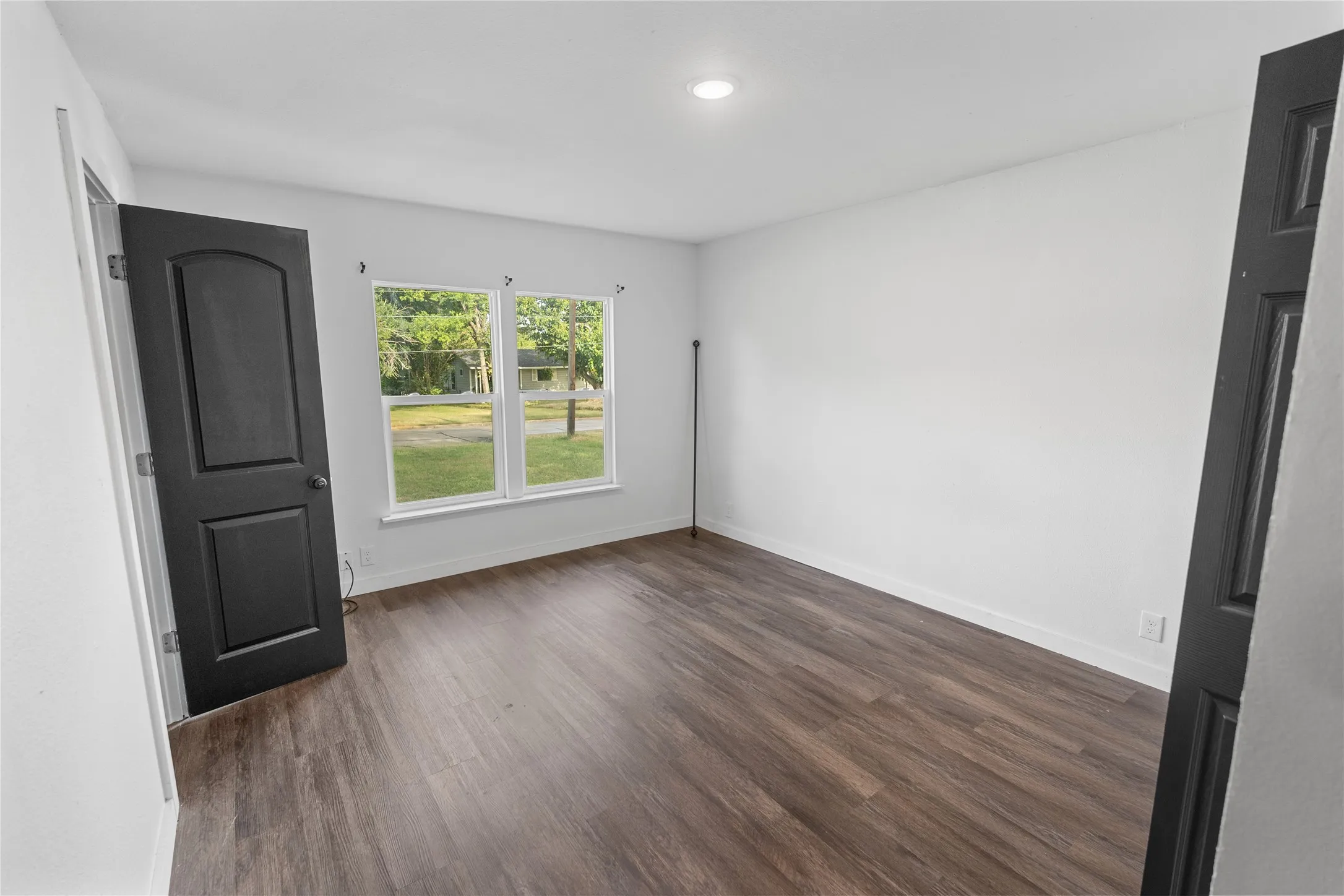 Single Family Residence For Rent in Hopkins County , 1613 Irwin Lane, Sulphur Springs, Texas 75482, 3 Bedroom, 2 Bathroom, Garage spaces, 1,514 Sqft, built in 1956, mls#21404602, Real Estate Agent in Sulphur Springs, Homes For Rent in Hopkins county, Homes For Rent in Sulphur Springs, Realtor in Sulphur Springs Texas, Real Estate Brokerage Independent Realty Texas, Luminita Cordes Realtor