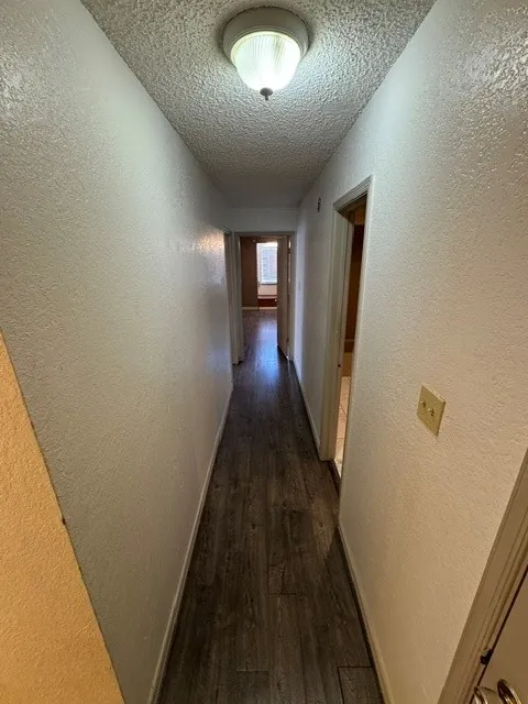 Single Family Residence For Sale in Tarrant County , 1432 Palmnold Circle W, Fort Worth, Texas 76120, 3 Bedroom, 3 Bathroom, 2 Garage spaces, 1,522 Sqft, built in 1981, mls#21380165, Real Estate Agent in Fort Worth, Homes For Sale in Tarrant county, Homes For Sale in Fort Worth, Realtor in Fort Worth Texas, Real Estate Brokerage Independent Realty Texas, Luminita Cordes Realtor