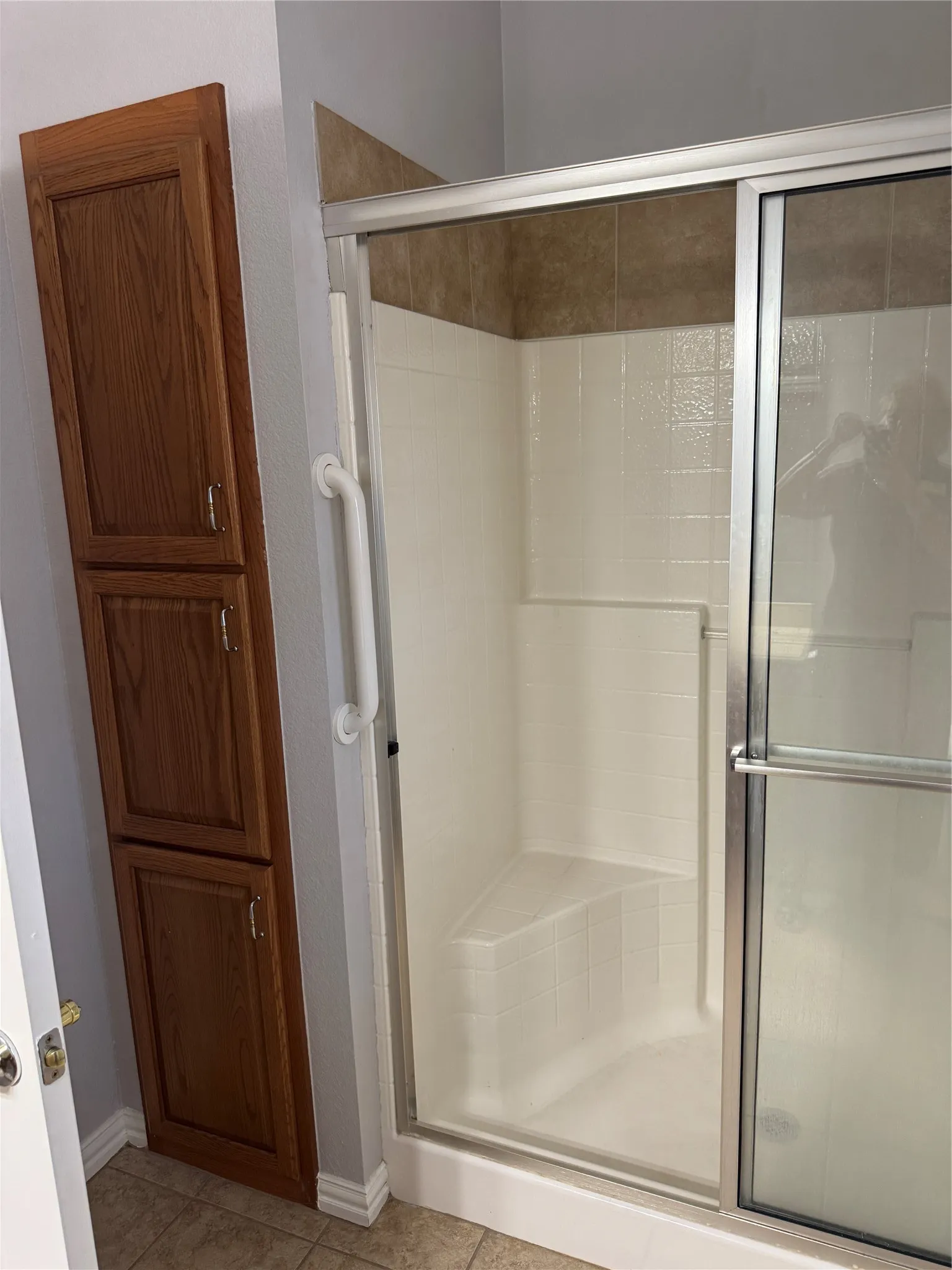 Single Family Residence For Rent in Hood County , 1006 Teresa Court, Granbury, Texas 76048, 2 Bedroom, 2 Bathroom, 2 Garage spaces, 1,190 Sqft, built in 2003, mls#21404571, Real Estate Agent in Granbury, Homes For Rent in Hood county, Homes For Rent in Granbury, Realtor in Granbury Texas, Real Estate Brokerage Independent Realty Texas, Luminita Cordes Realtor