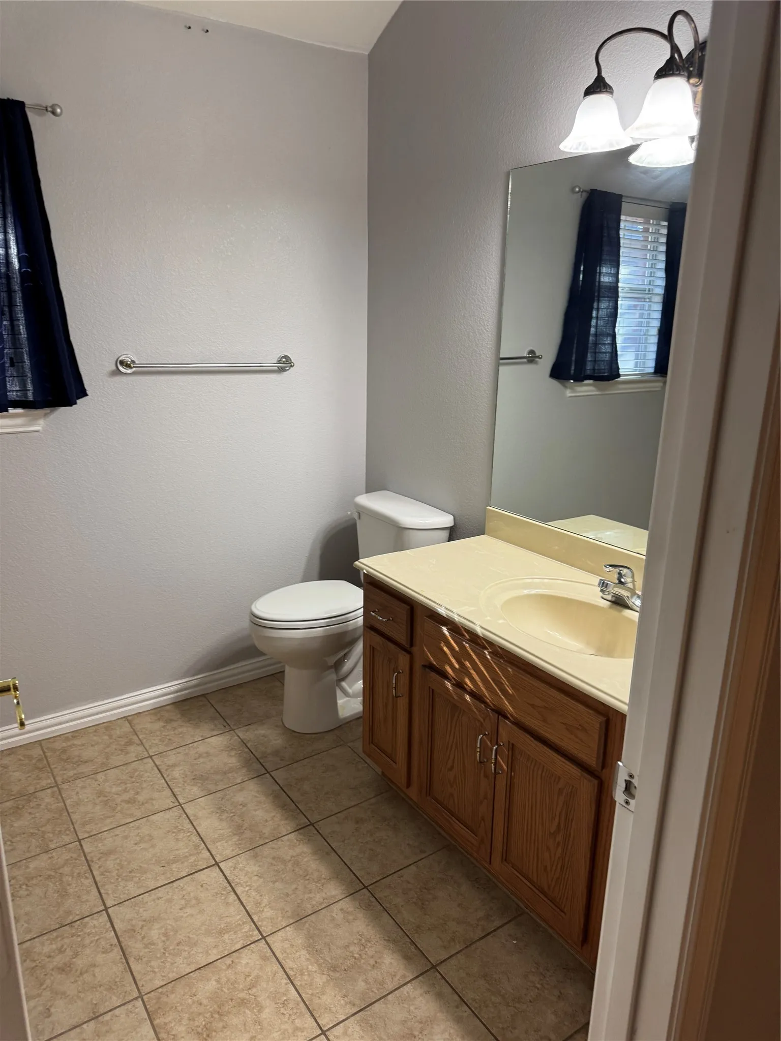 Single Family Residence For Rent in Hood County , 1006 Teresa Court, Granbury, Texas 76048, 2 Bedroom, 2 Bathroom, 2 Garage spaces, 1,190 Sqft, built in 2003, mls#21404571, Real Estate Agent in Granbury, Homes For Rent in Hood county, Homes For Rent in Granbury, Realtor in Granbury Texas, Real Estate Brokerage Independent Realty Texas, Luminita Cordes Realtor