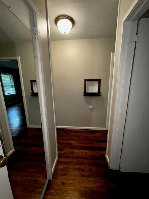 Single Family Residence For Rent in Collin County , 1103 L Avenue, Plano, Texas 75074, 2 Bedroom, 1 Bathroom, 1 Garage spaces, 996 Sqft, built in 1948, mls#21404614, Real Estate Agent in Plano, Homes For Rent in Collin county, Homes For Rent in Plano, Realtor in Plano Texas, Real Estate Brokerage Independent Realty Texas, Luminita Cordes Realtor
