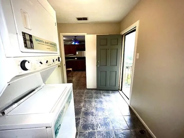 Single Family Residence For Rent in Collin County , 1103 L Avenue, Plano, Texas 75074, 2 Bedroom, 1 Bathroom, 1 Garage spaces, 996 Sqft, built in 1948, mls#21404614, Real Estate Agent in Plano, Homes For Rent in Collin county, Homes For Rent in Plano, Realtor in Plano Texas, Real Estate Brokerage Independent Realty Texas, Luminita Cordes Realtor