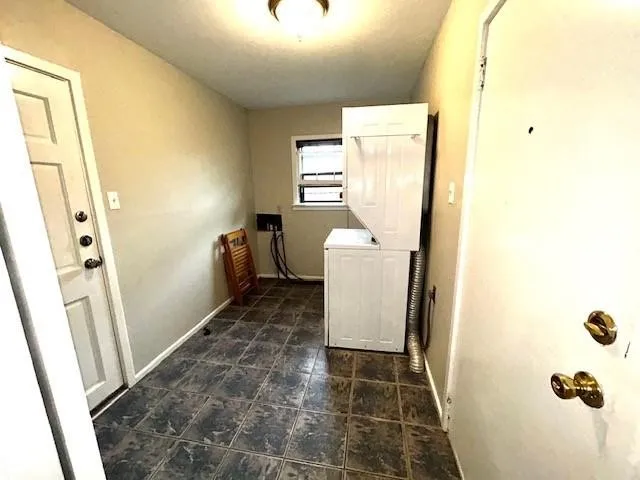 Single Family Residence For Rent in Collin County , 1103 L Avenue, Plano, Texas 75074, 2 Bedroom, 1 Bathroom, 1 Garage spaces, 996 Sqft, built in 1948, mls#21404614, Real Estate Agent in Plano, Homes For Rent in Collin county, Homes For Rent in Plano, Realtor in Plano Texas, Real Estate Brokerage Independent Realty Texas, Luminita Cordes Realtor