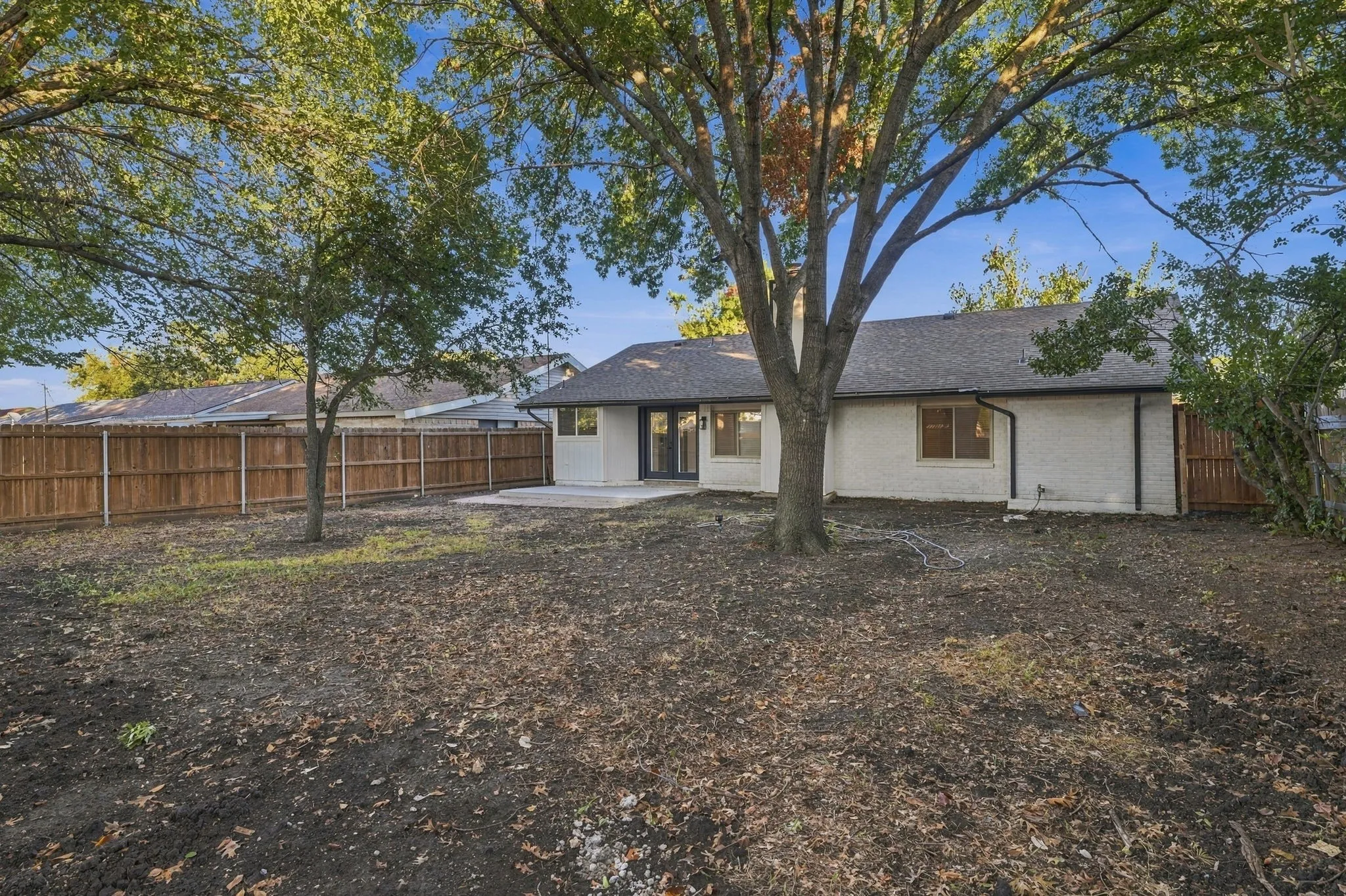 Single Family Residence For Sale in Dallas County , 433 Rollingridge Lane, Garland, Texas 75043, 3 Bedroom, 2 Bathroom, Garage spaces, 1,288 Sqft, built in 1969, mls#21404618, Real Estate Agent in Garland, Homes For Sale in Dallas county, Homes For Sale in Garland, Realtor in Garland Texas, Real Estate Brokerage Independent Realty Texas, Luminita Cordes Realtor