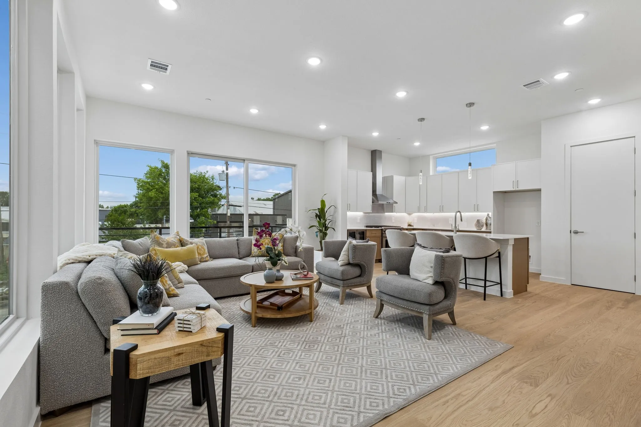 Condominium For Rent in Dallas County , 4739 Gretna Street 101, Dallas, Texas 75207, 2 Bedroom, 3 Bathroom, 2 Garage spaces, 1,943 Sqft, built in 2026, mls#21403791, Real Estate Agent in Dallas, Homes For Rent in Dallas county, Homes For Rent in Dallas, Realtor in Dallas Texas, Real Estate Brokerage Independent Realty Texas, Luminita Cordes Realtor