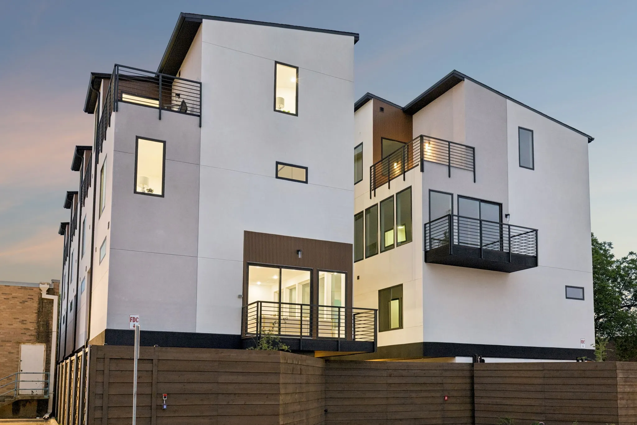 Condominium For Rent in Dallas County , 4739 Gretna Street 101, Dallas, Texas 75207, 2 Bedroom, 3 Bathroom, 2 Garage spaces, 1,943 Sqft, built in 2026, mls#21403791, Real Estate Agent in Dallas, Homes For Rent in Dallas county, Homes For Rent in Dallas, Realtor in Dallas Texas, Real Estate Brokerage Independent Realty Texas, Luminita Cordes Realtor