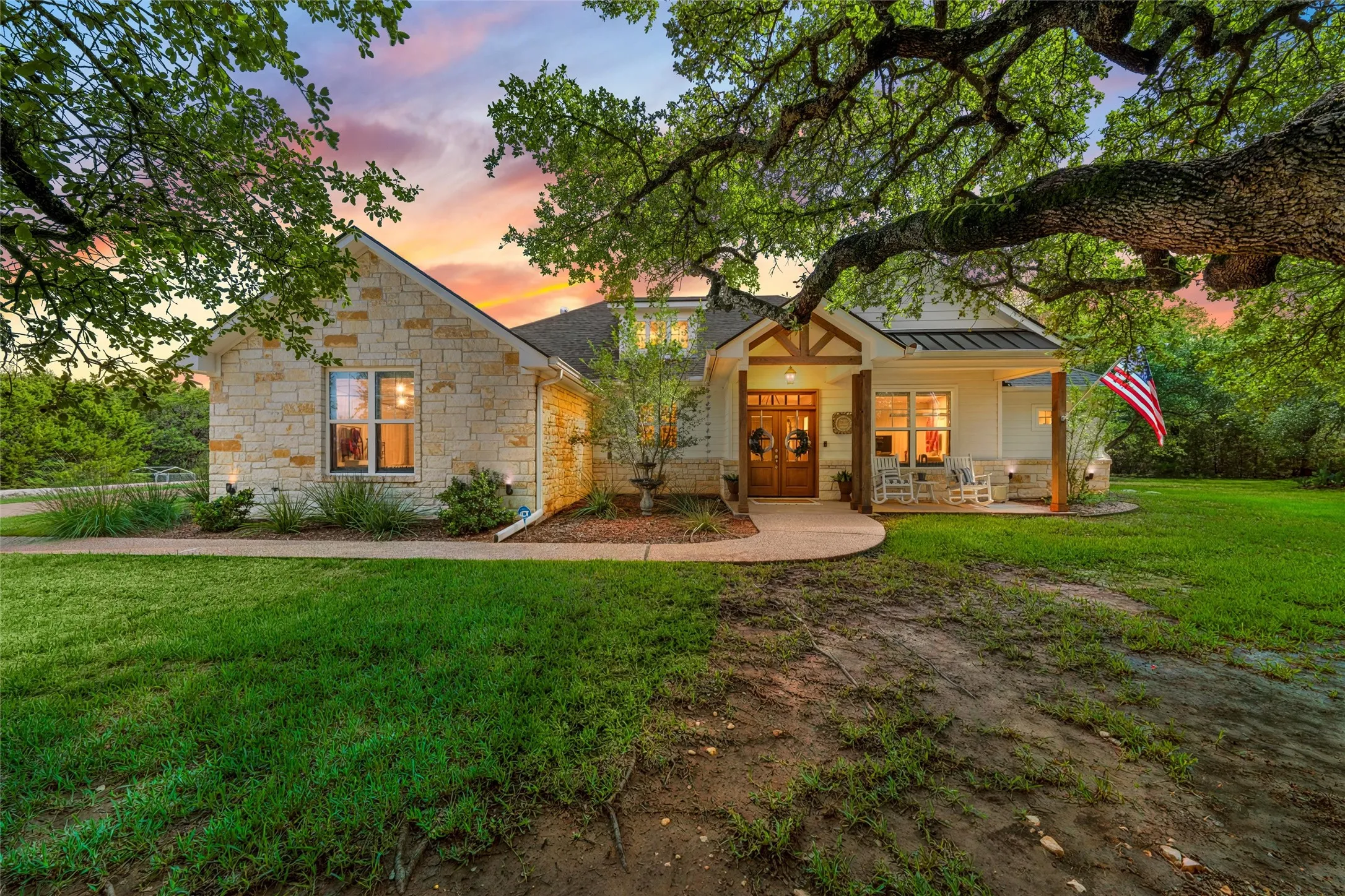 Single Family Residence For Sale in Mc Lennan County , 320 Kandus Cove, China Spring, Texas 76633, 4 Bedroom, 3 Bathroom, 2 Garage spaces, 2,528 Sqft, built in 2018, mls#21404063, Real Estate Agent in China Spring, Homes For Sale in Mc Lennan county, Homes For Sale in China Spring, Realtor in China Spring Texas, Real Estate Brokerage Independent Realty Texas, Luminita Cordes Realtor