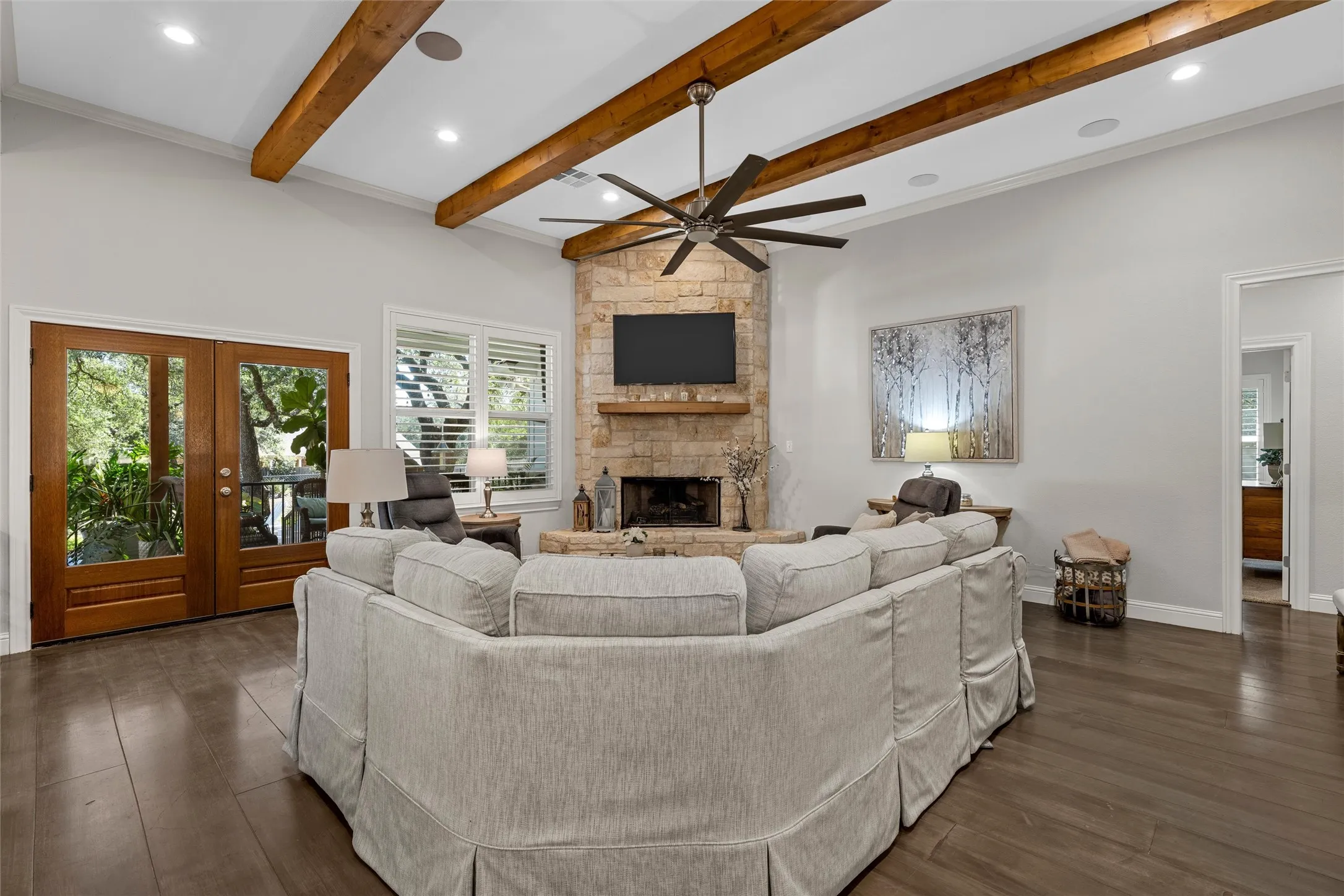 Single Family Residence For Sale in Mc Lennan County , 320 Kandus Cove, China Spring, Texas 76633, 4 Bedroom, 3 Bathroom, 2 Garage spaces, 2,528 Sqft, built in 2018, mls#21404063, Real Estate Agent in China Spring, Homes For Sale in Mc Lennan county, Homes For Sale in China Spring, Realtor in China Spring Texas, Real Estate Brokerage Independent Realty Texas, Luminita Cordes Realtor
