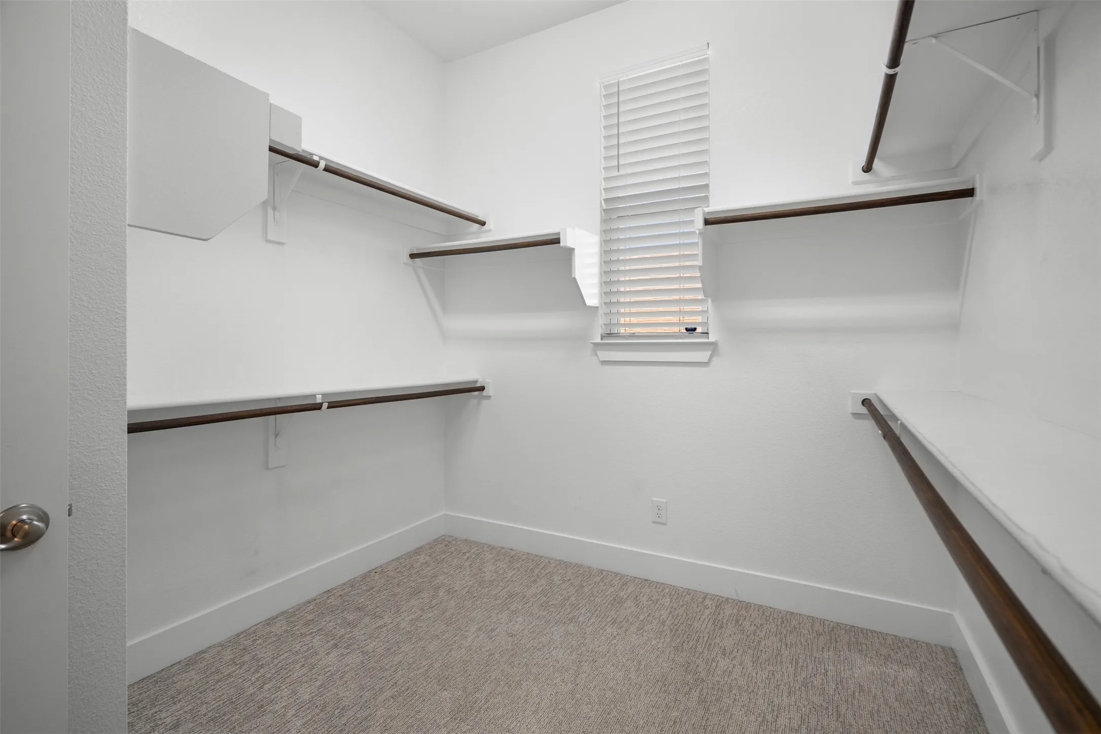 Single Family Residence For Sale in Collin County , 8091 Sunflower Lane, Dallas, Texas 75252, 4 Bedroom, 4 Bathroom, 2 Garage spaces, 3,091 Sqft, built in 2017, mls#21404627, Real Estate Agent in Dallas, Homes For Sale in Collin county, Homes For Sale in Dallas, Realtor in Dallas Texas, Real Estate Brokerage Independent Realty Texas, Luminita Cordes Realtor