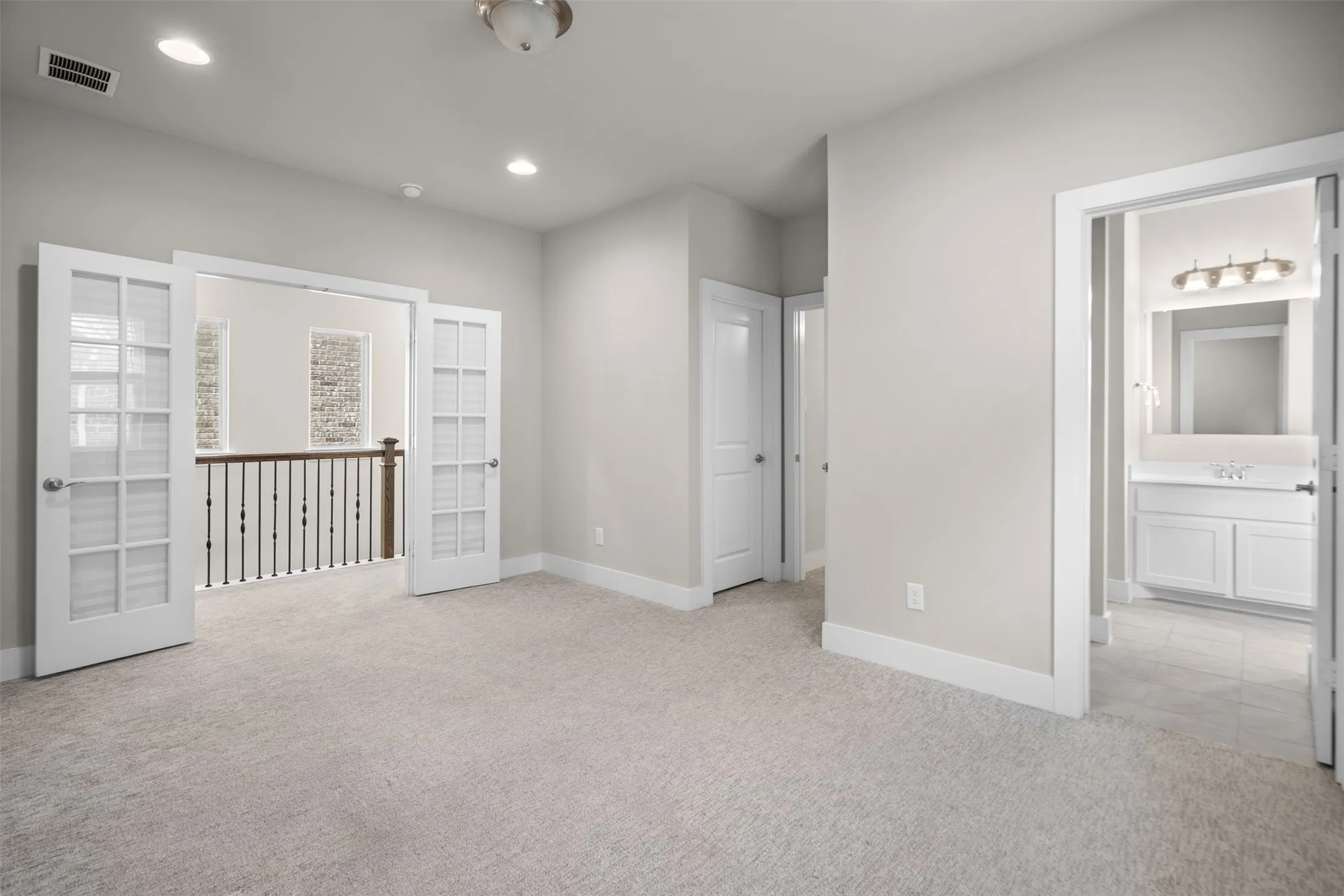 Single Family Residence For Sale in Collin County , 8091 Sunflower Lane, Dallas, Texas 75252, 4 Bedroom, 4 Bathroom, 2 Garage spaces, 3,091 Sqft, built in 2017, mls#21404627, Real Estate Agent in Dallas, Homes For Sale in Collin county, Homes For Sale in Dallas, Realtor in Dallas Texas, Real Estate Brokerage Independent Realty Texas, Luminita Cordes Realtor