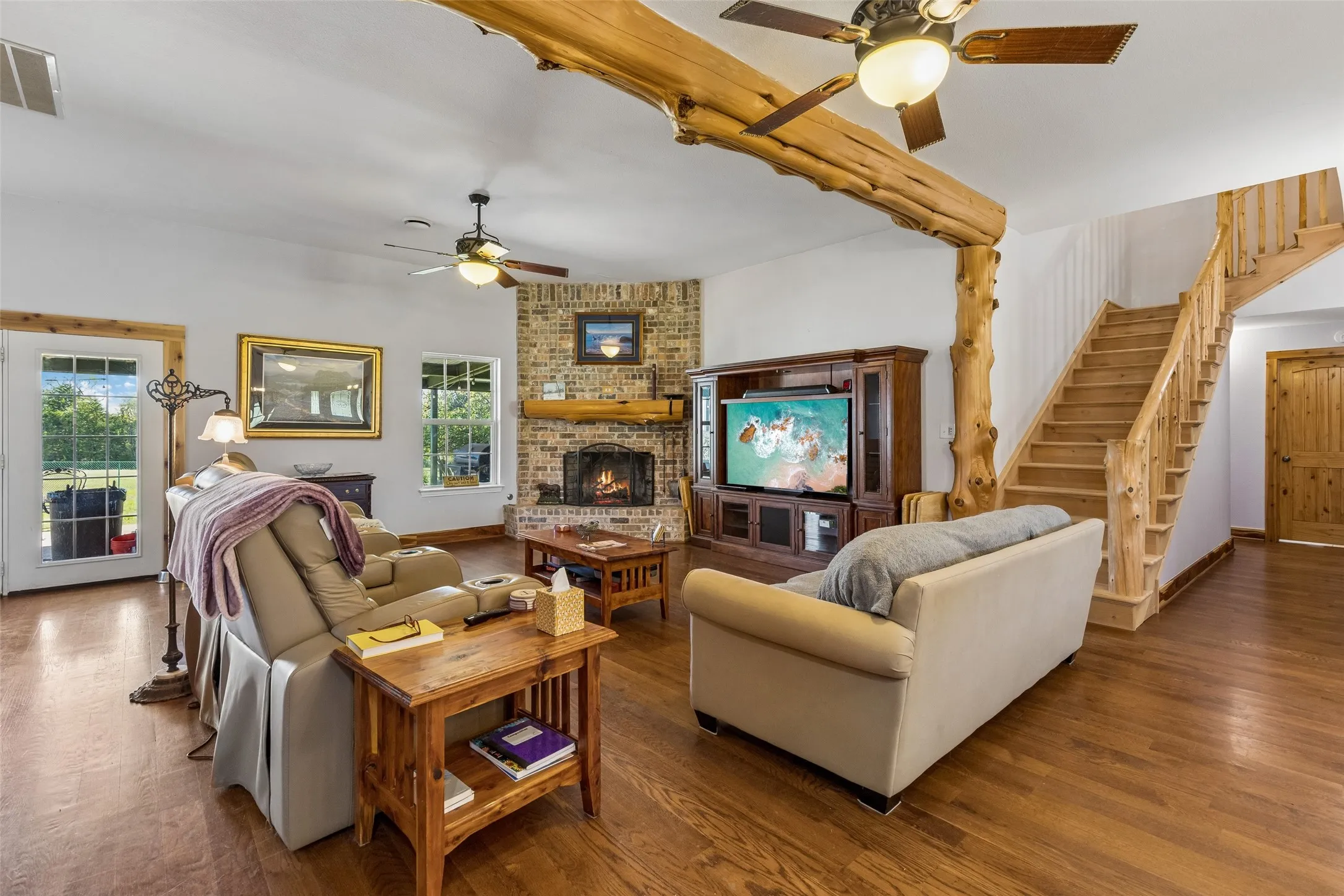 Single Family Residence For Sale in Collin County , 1430 Harlin Drive, St Paul, Texas 75098, 4 Bedroom, 3 Bathroom, 3 Garage spaces, 2,317 Sqft, built in 2006, mls#21404160, Real Estate Agent in St Paul, Homes For Sale in Collin county, Homes For Sale in St Paul, Realtor in St Paul Texas, Real Estate Brokerage Independent Realty Texas, Luminita Cordes Realtor