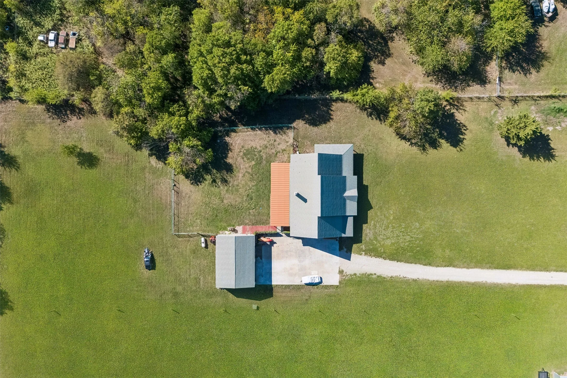 Single Family Residence For Sale in Collin County , 1430 Harlin Drive, St Paul, Texas 75098, 4 Bedroom, 3 Bathroom, 3 Garage spaces, 2,317 Sqft, built in 2006, mls#21404160, Real Estate Agent in St Paul, Homes For Sale in Collin county, Homes For Sale in St Paul, Realtor in St Paul Texas, Real Estate Brokerage Independent Realty Texas, Luminita Cordes Realtor
