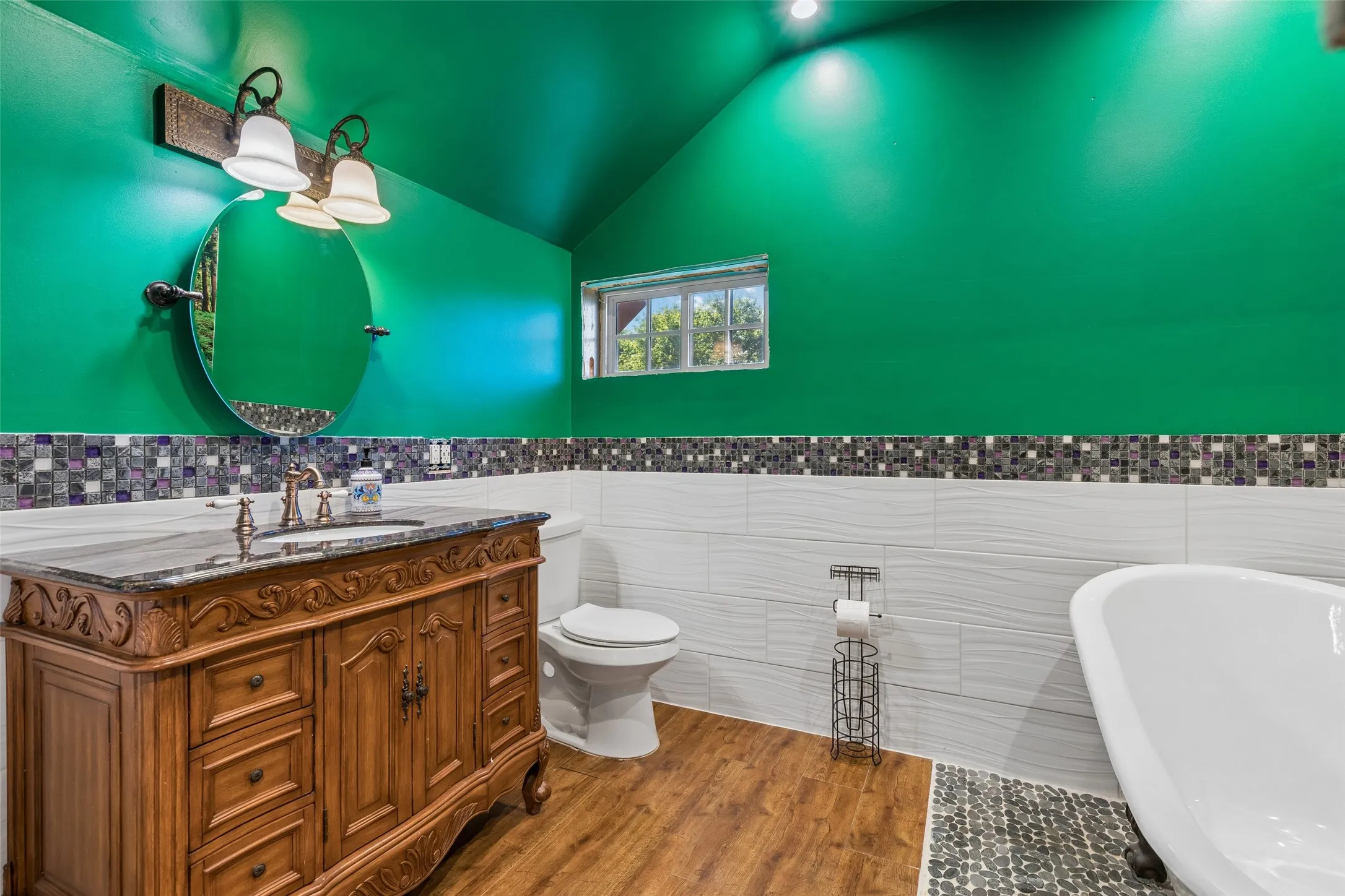Single Family Residence For Sale in Collin County , 1430 Harlin Drive, St Paul, Texas 75098, 4 Bedroom, 3 Bathroom, 3 Garage spaces, 2,317 Sqft, built in 2006, mls#21404160, Real Estate Agent in St Paul, Homes For Sale in Collin county, Homes For Sale in St Paul, Realtor in St Paul Texas, Real Estate Brokerage Independent Realty Texas, Luminita Cordes Realtor