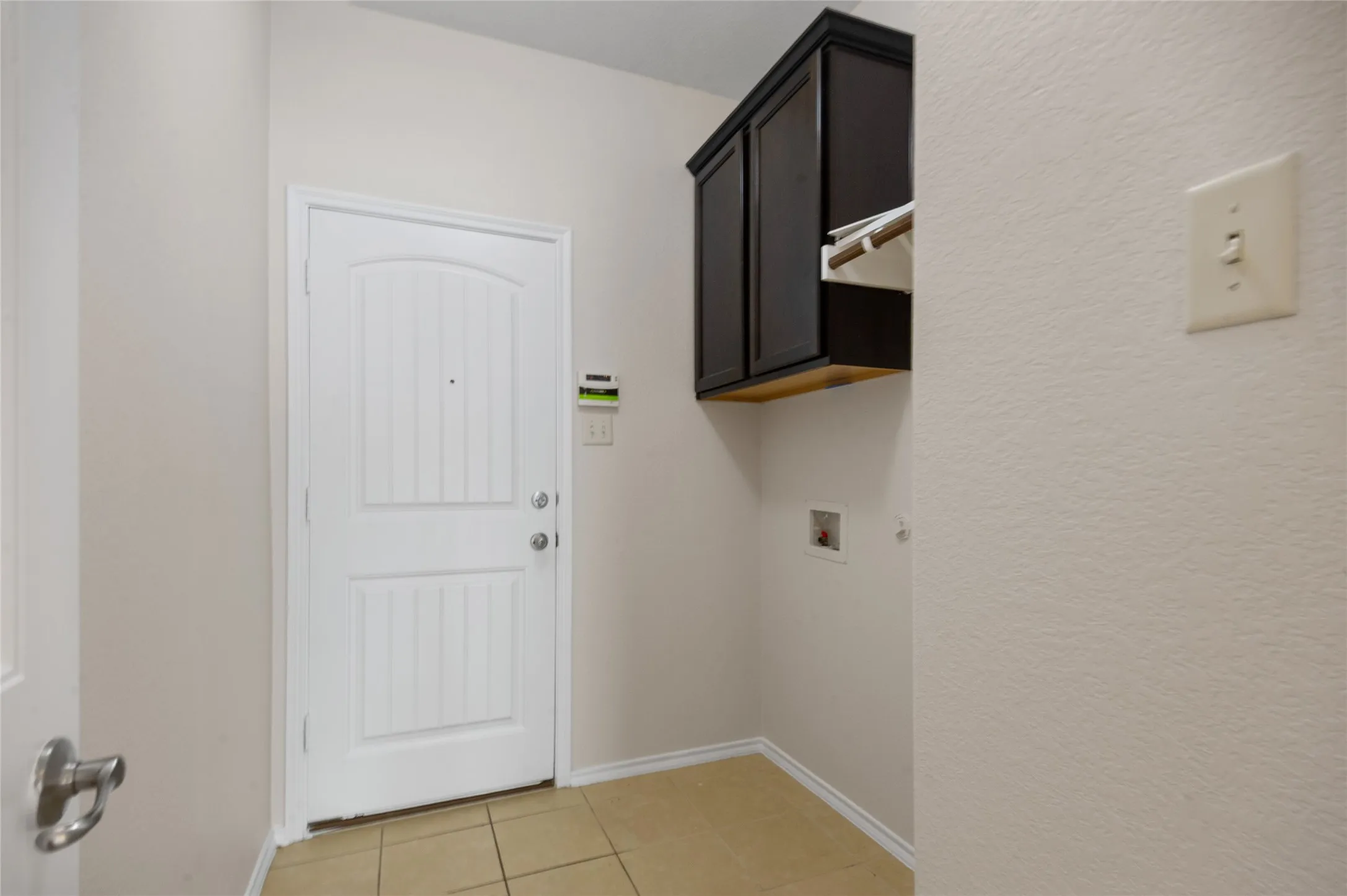 Single Family Residence For Rent in Collin County , 805 Hazels Way, Anna, Texas 75409, 3 Bedroom, 2 Bathroom, 2 Garage spaces, 1,688 Sqft, built in 2014, mls#21404628, Real Estate Agent in Anna, Homes For Rent in Collin county, Homes For Rent in Anna, Realtor in Anna Texas, Real Estate Brokerage Independent Realty Texas, Luminita Cordes Realtor