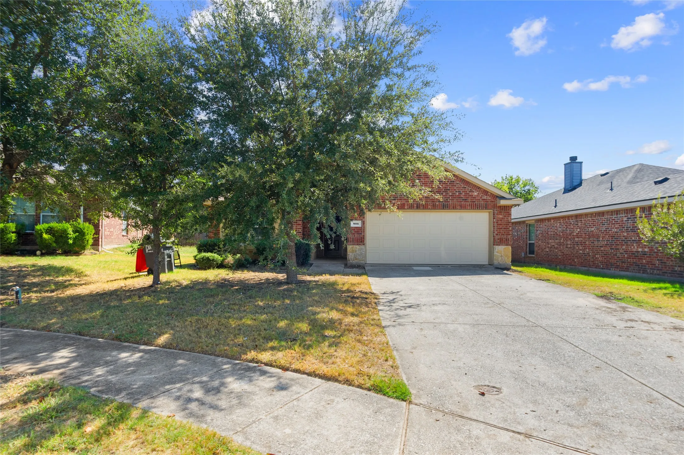 Single Family Residence For Rent in Collin County , 805 Hazels Way, Anna, Texas 75409, 3 Bedroom, 2 Bathroom, 2 Garage spaces, 1,688 Sqft, built in 2014, mls#21404628, Real Estate Agent in Anna, Homes For Rent in Collin county, Homes For Rent in Anna, Realtor in Anna Texas, Real Estate Brokerage Independent Realty Texas, Luminita Cordes Realtor