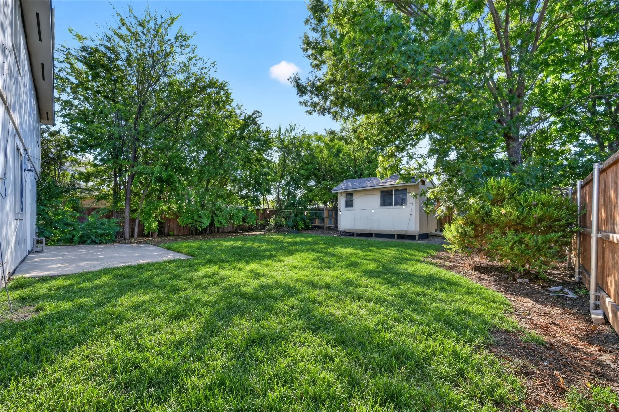 Single Family Residence For Rent in Collin County , 2613 Sundance Drive, Mc Kinney, Texas 75071, 4 Bedroom, 3 Bathroom, 2 Garage spaces, 2,203 Sqft, built in 1999, mls#21404631, Real Estate Agent in Mc Kinney, Homes For Rent in Collin county, Homes For Rent in Mc Kinney, Realtor in Mc Kinney Texas, Real Estate Brokerage Independent Realty Texas, Luminita Cordes Realtor