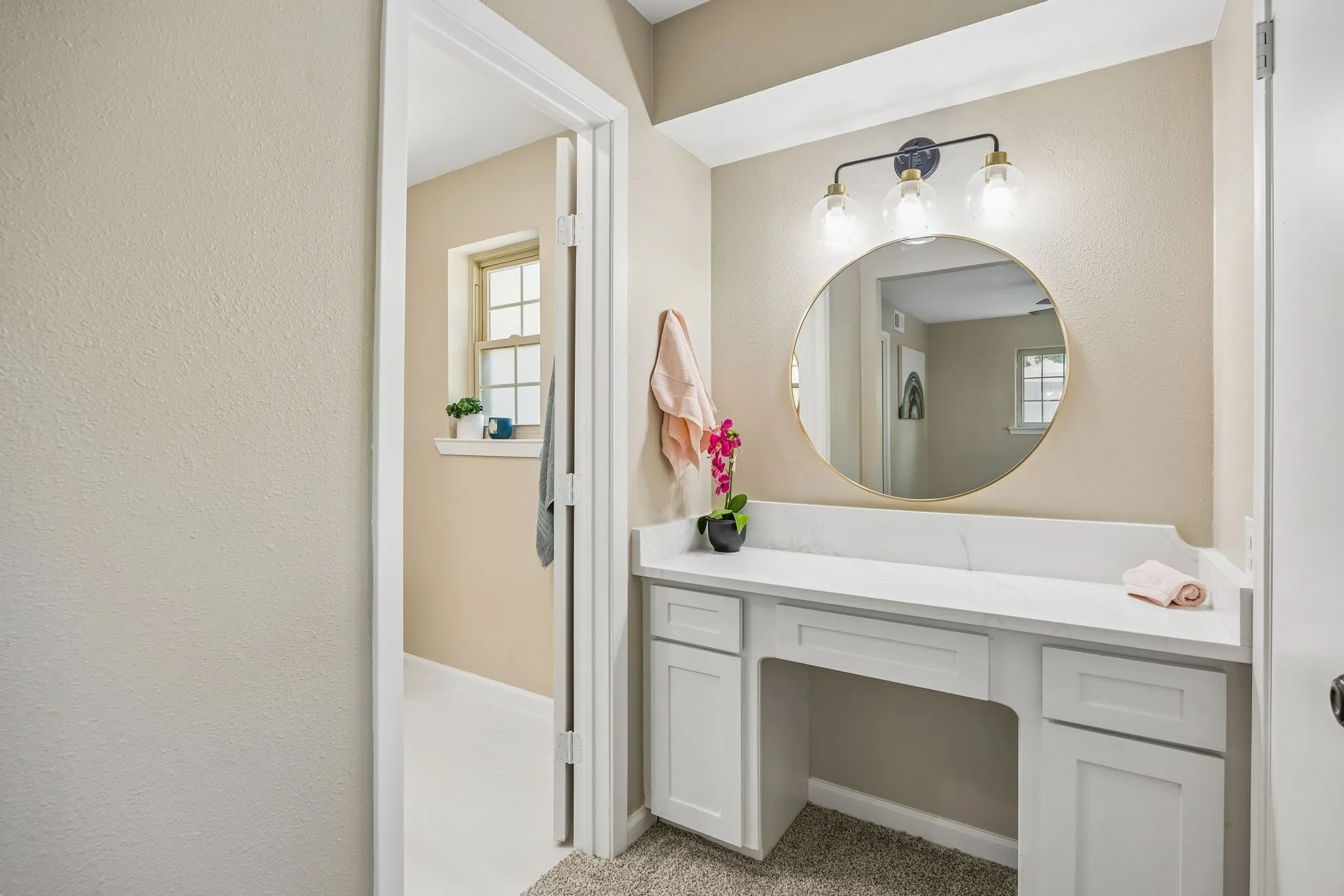 Single Family Residence For Rent in Dallas County , 1725 Bardfield Avenue, Garland, Texas 75041, 3 Bedroom, 2 Bathroom, 2 Garage spaces, 1,503 Sqft, built in 1965, mls#21404632, Real Estate Agent in Garland, Homes For Rent in Dallas county, Homes For Rent in Garland, Realtor in Garland Texas, Real Estate Brokerage Independent Realty Texas, Luminita Cordes Realtor