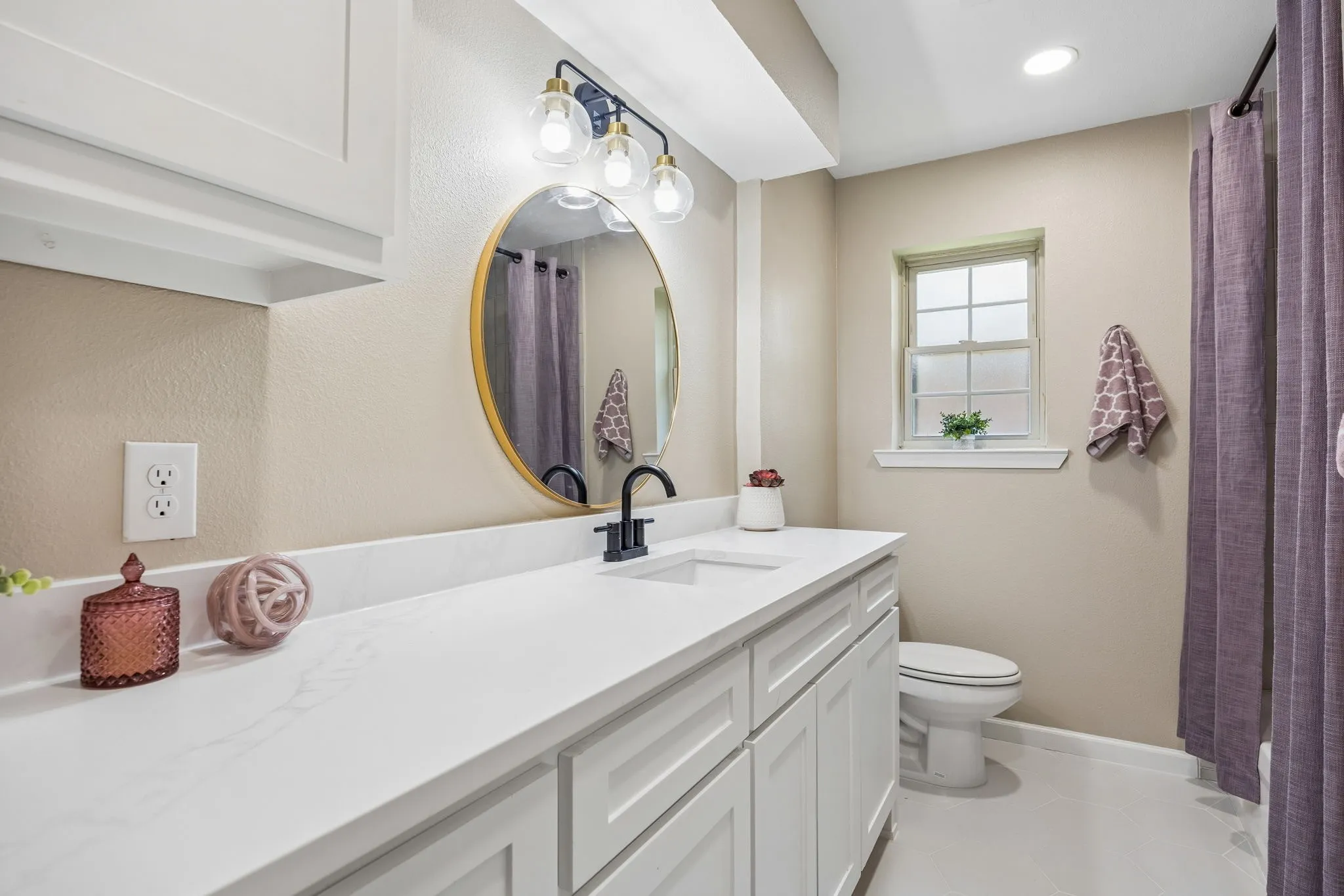 Single Family Residence For Rent in Dallas County , 1725 Bardfield Avenue, Garland, Texas 75041, 3 Bedroom, 2 Bathroom, 2 Garage spaces, 1,503 Sqft, built in 1965, mls#21404632, Real Estate Agent in Garland, Homes For Rent in Dallas county, Homes For Rent in Garland, Realtor in Garland Texas, Real Estate Brokerage Independent Realty Texas, Luminita Cordes Realtor