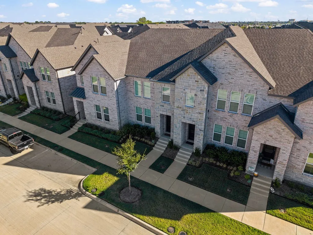 Single Family Residence For Rent in Collin County , 1228 Junction Drive, Allen, Texas 75013, 2 Bedroom, 3 Bathroom, 2 Garage spaces, 1,581 Sqft, built in 2024, mls#21384633, Real Estate Agent in Allen, Homes For Rent in Collin county, Homes For Rent in Allen, Realtor in Allen Texas, Real Estate Brokerage Independent Realty Texas, Luminita Cordes Realtor